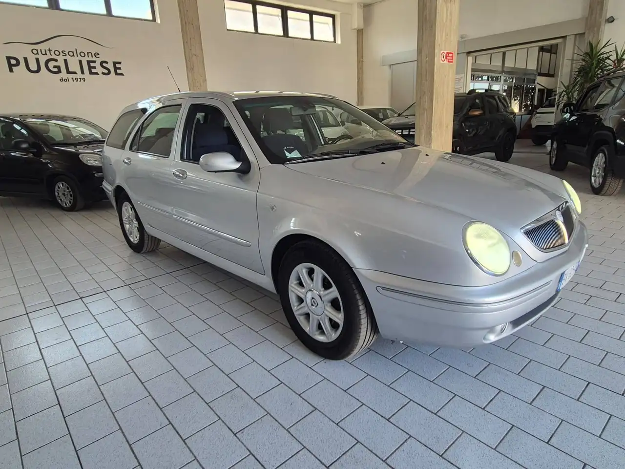 Lancia Lybra Station Wagon SW 1.9 jtd LX 110cv, foto 2