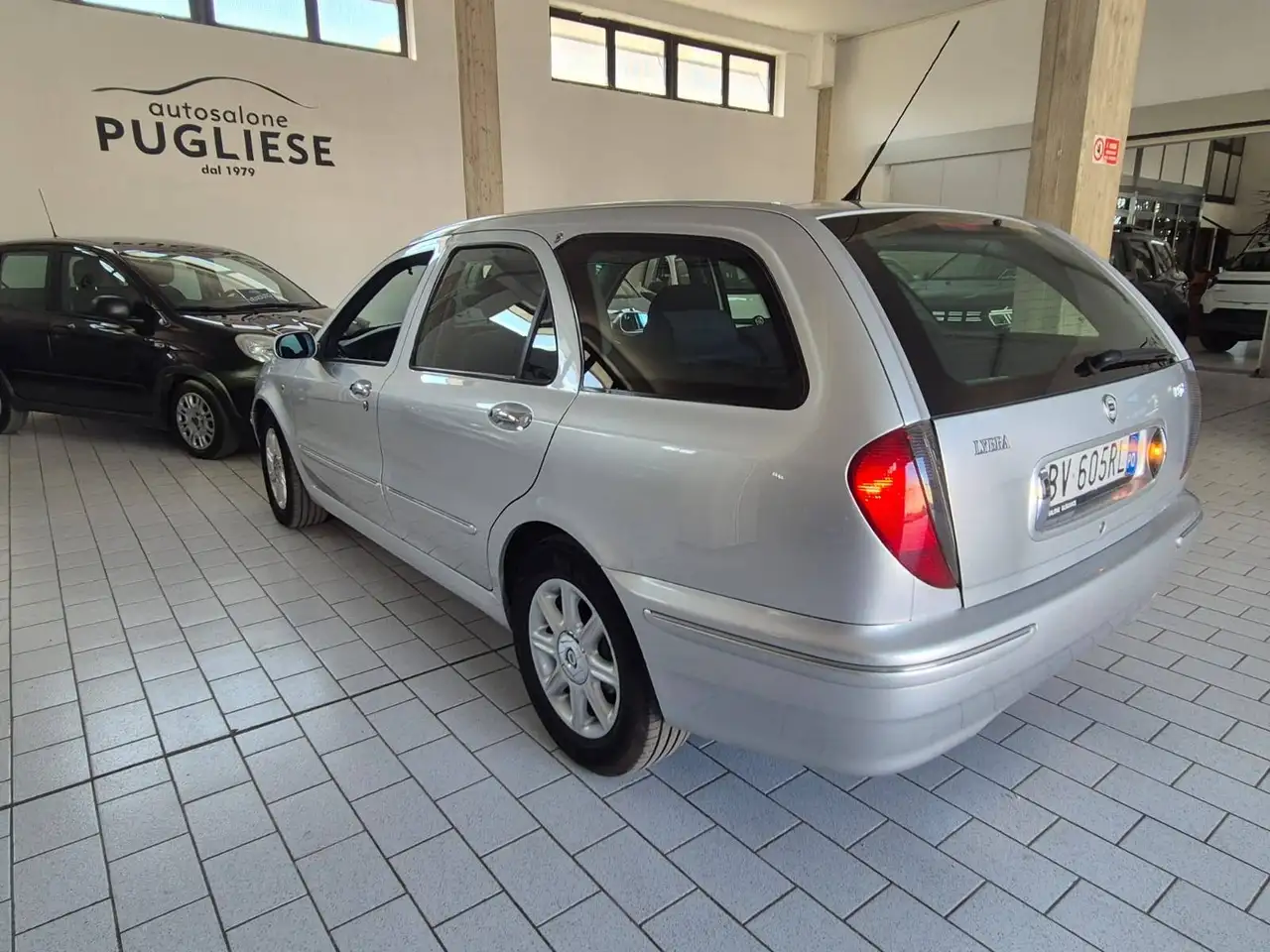Lancia Lybra Station Wagon SW 1.9 jtd LX 110cv, foto 4