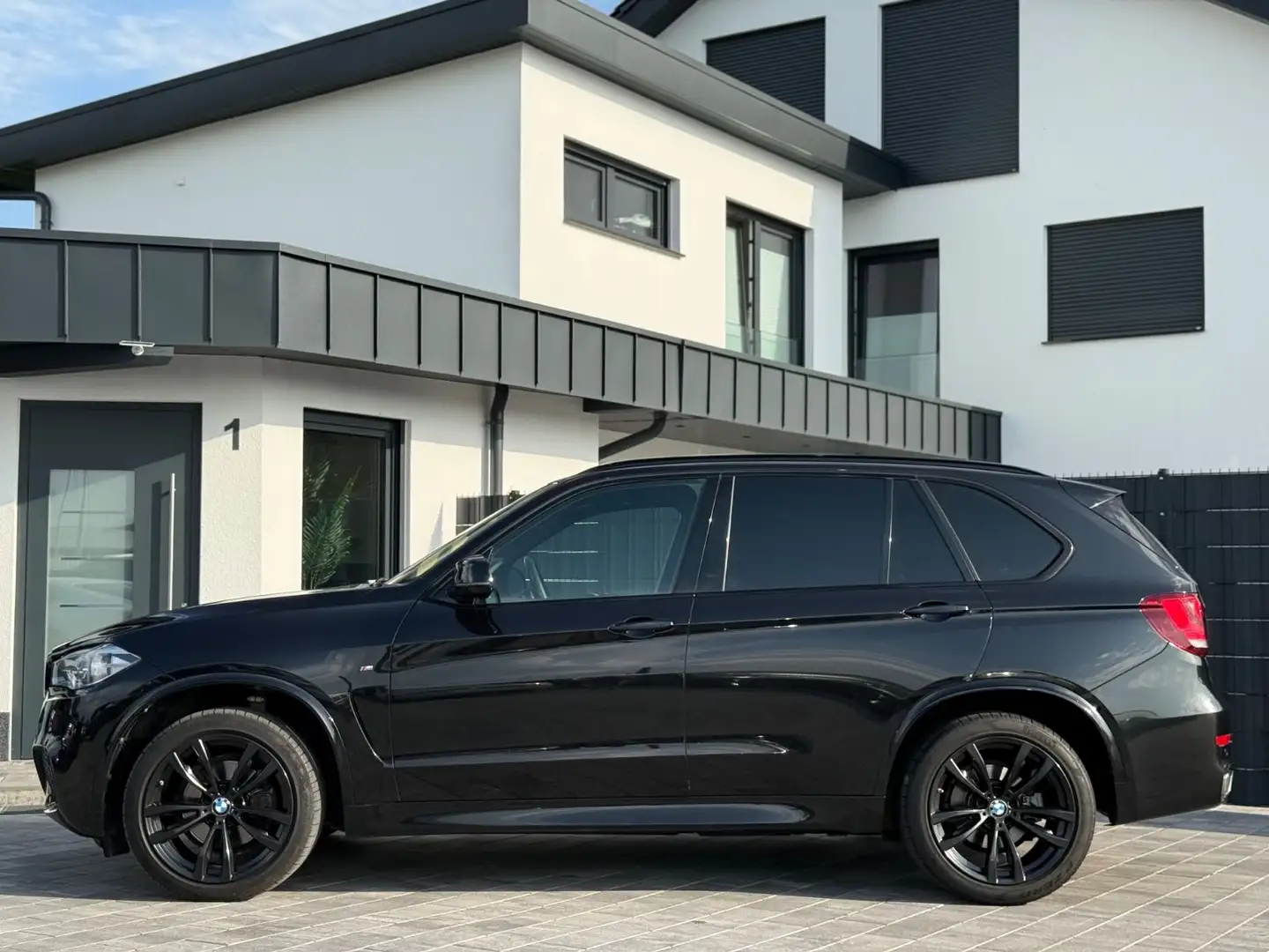 BMW X5 Baureihe X5 xDrive 30 d Noir - 2