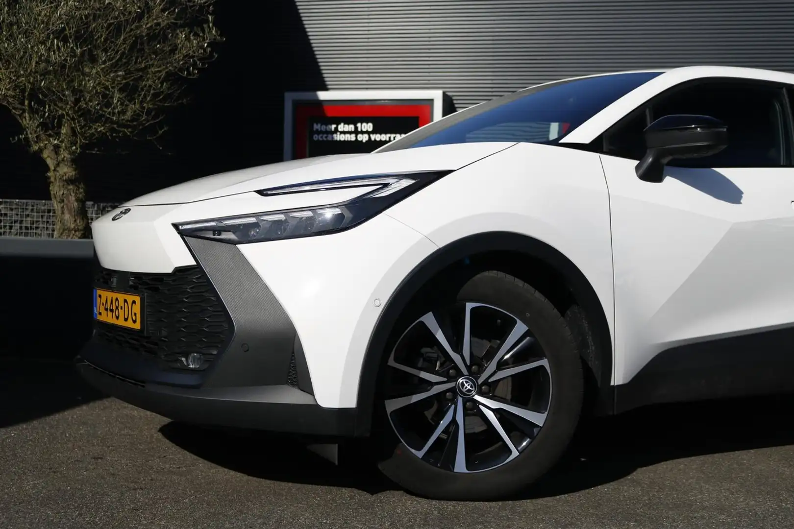 Toyota C-HR 2.0 Hybrid 200 First Edition Wit - 2