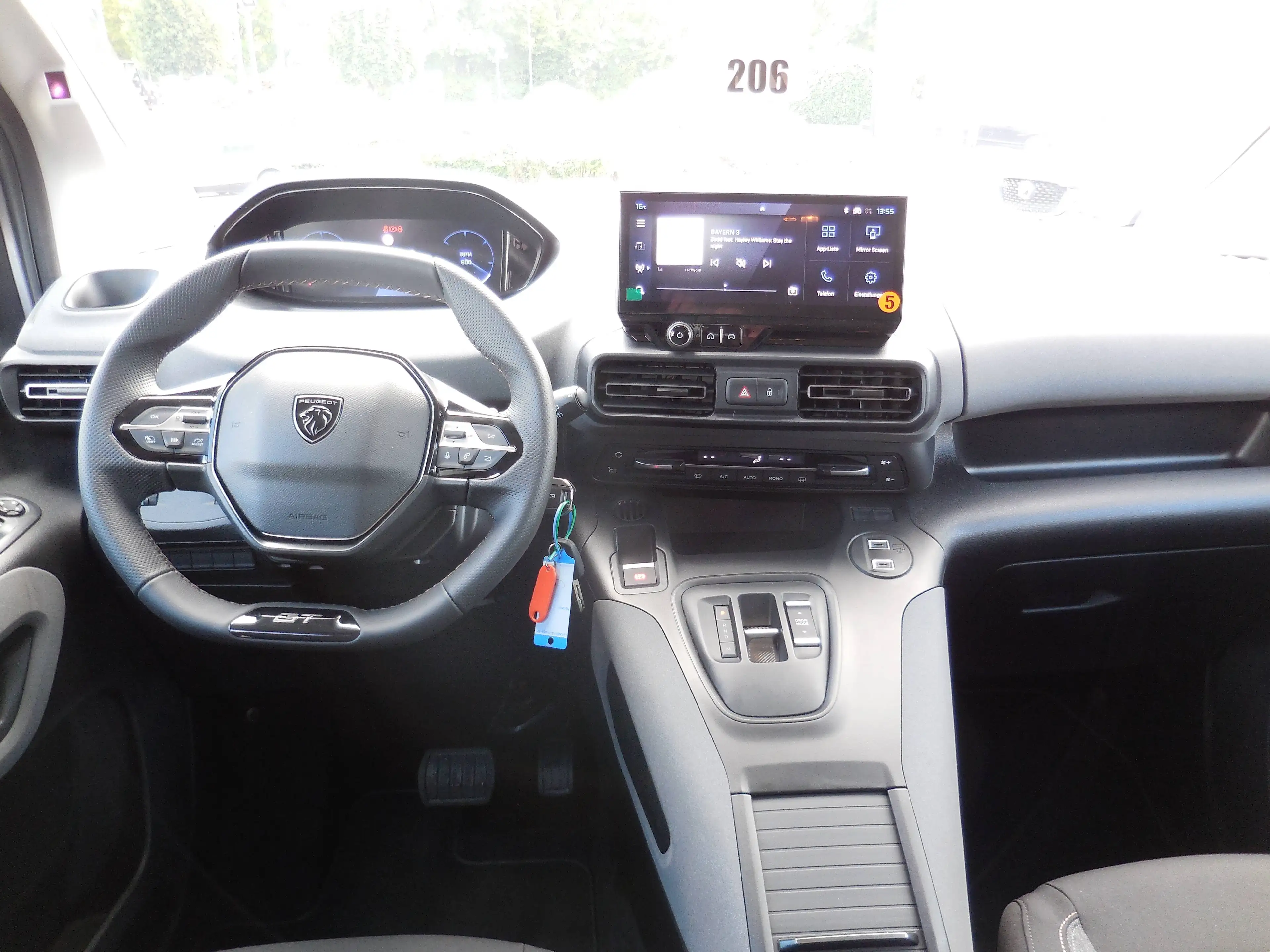 Peugeot Rifter GT L1 BlueHDi 130 EAT8*Sitz- und Lenkradheizung* — photo 10