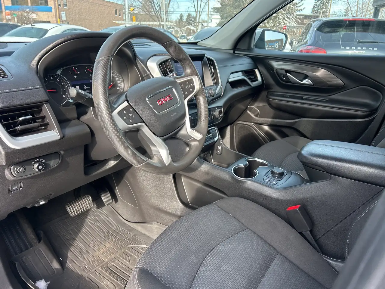 GMC Terrain снимка GMC Terrain