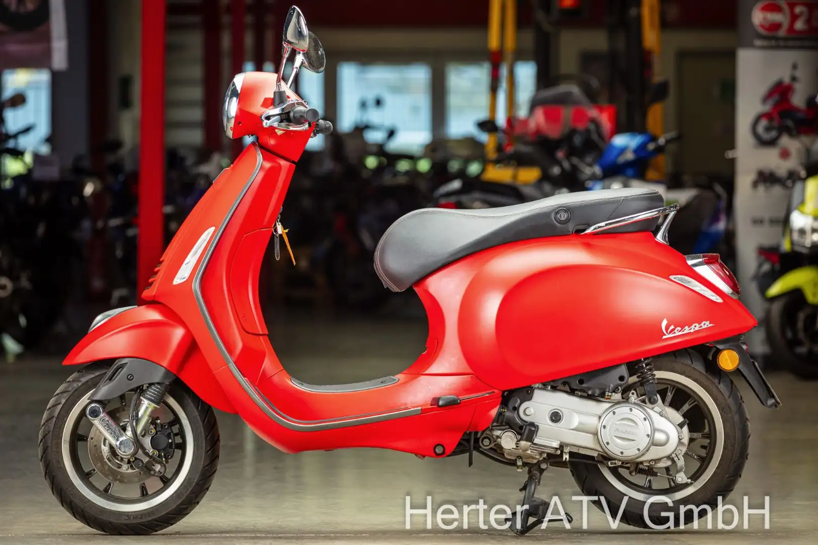 Vespa Primavera 50 S Rot - 1