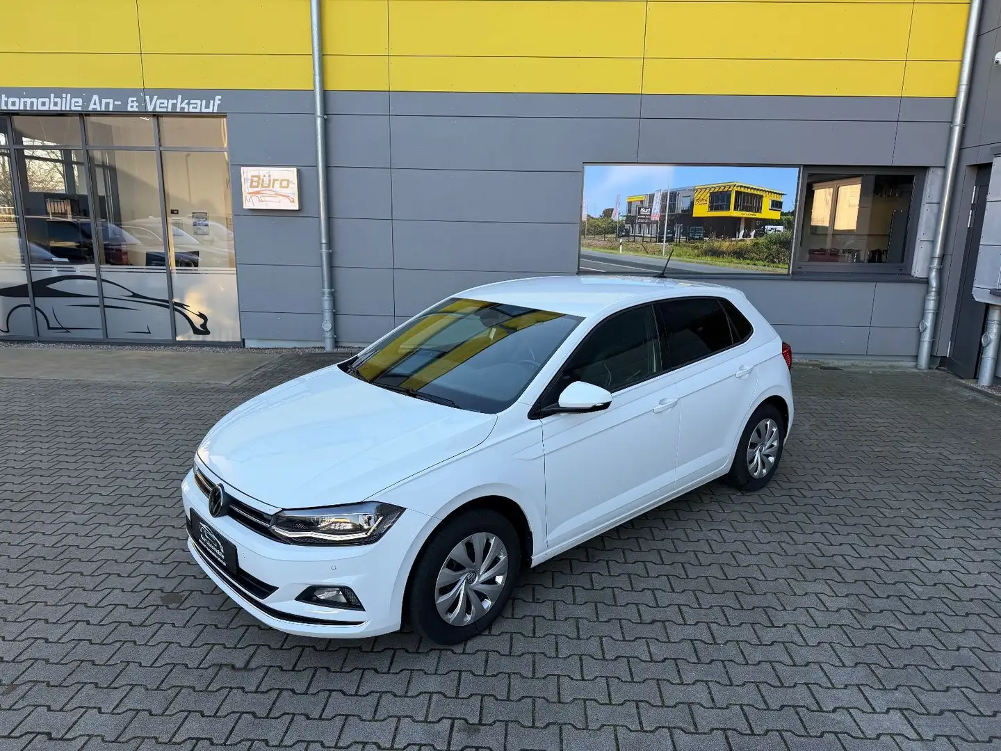 Volkswagen Polo VI Highline/KLIMA/SHZ/TOUCH/ACC/LED/AUTOMAT Blanc - 1