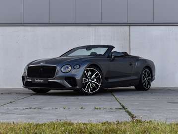 4.0 V8 Mulliner - Blackline - NP: €309.996,-