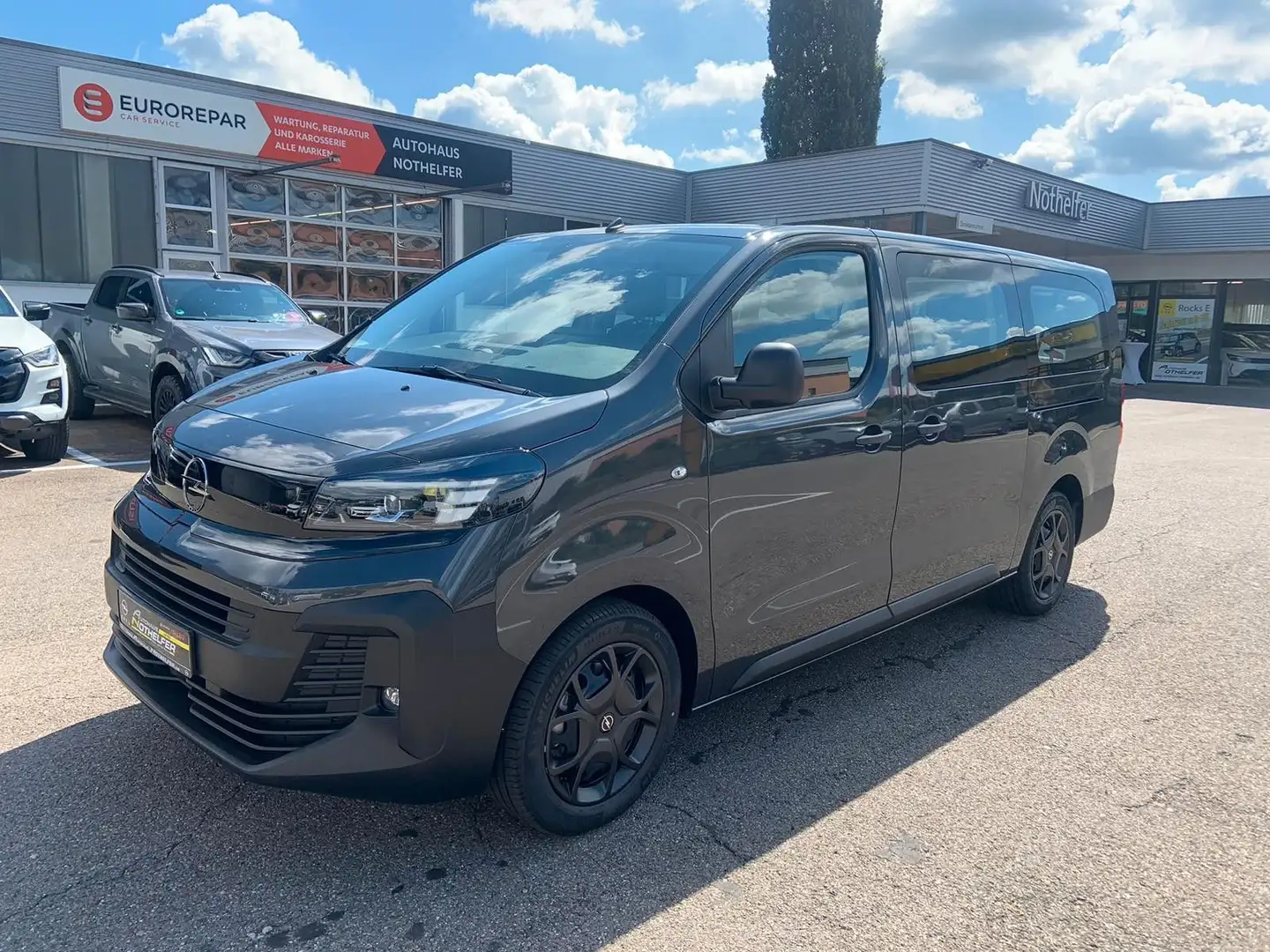 Opel Vivaro Kombi XL 9 Sitze 8 AT Heckklappe Gri - 2