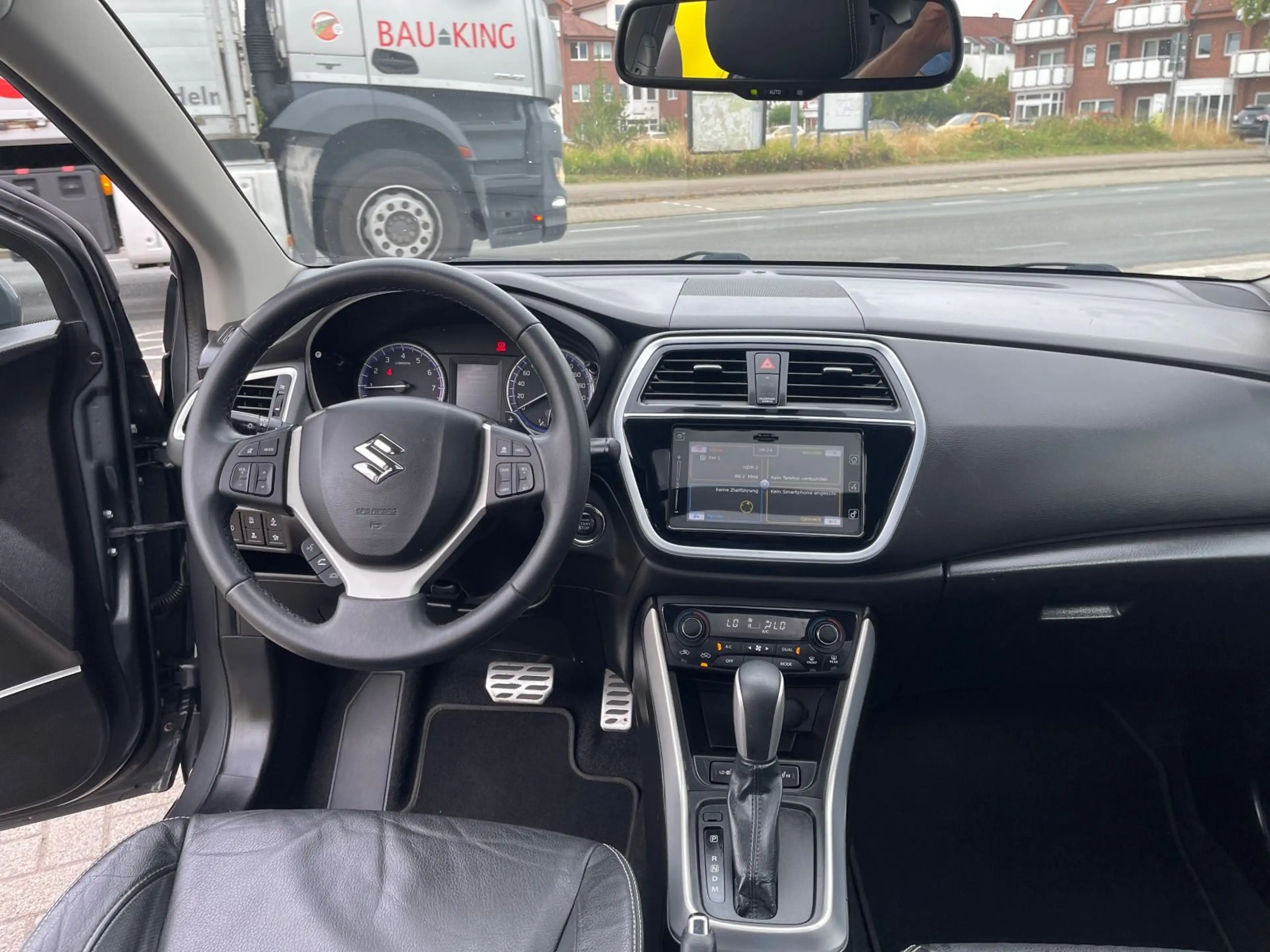 Suzuki SX4 S-Cross Comfort+ 4x4/AHK/Allwetter — photo 13