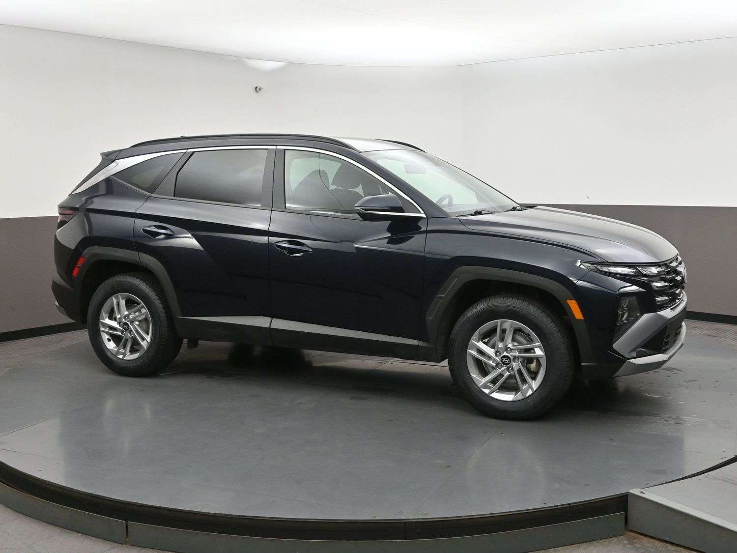 2026 Hyundai Tucson PREFFERED AWD, HEATED SEATS, BACKUP CAMERA & MORE!