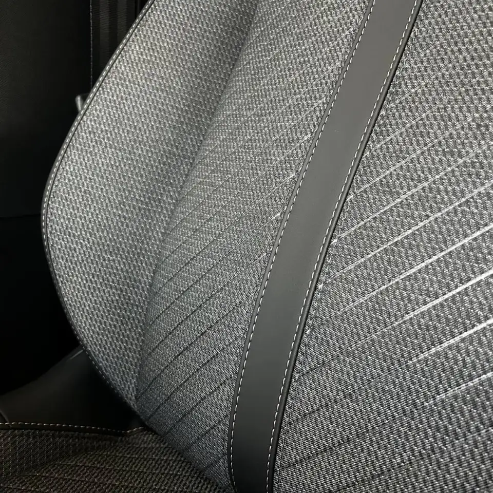 Peugeot 2008 PureTech 100 S&S Allure 10