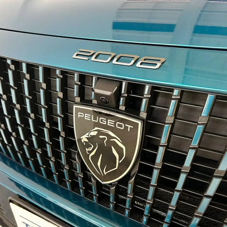 Peugeot 2008 PureTech 100 S&S Allure 35