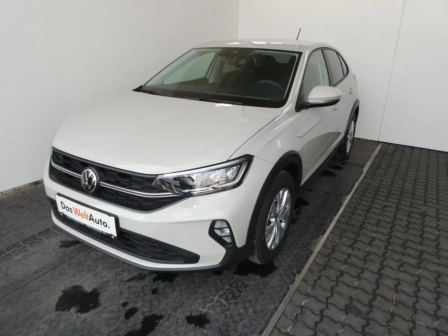 Volkswagen Taigo 4Me TSI Grau - 2