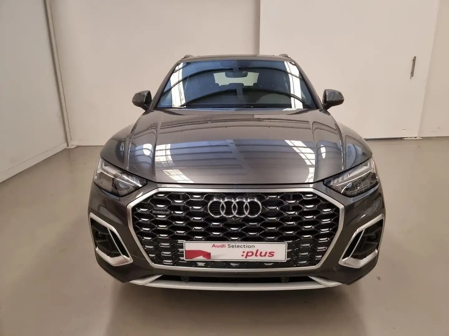 Audi Q5 Sportback 50 TFSIe S line quattro-ultra S tronic Gris - 2