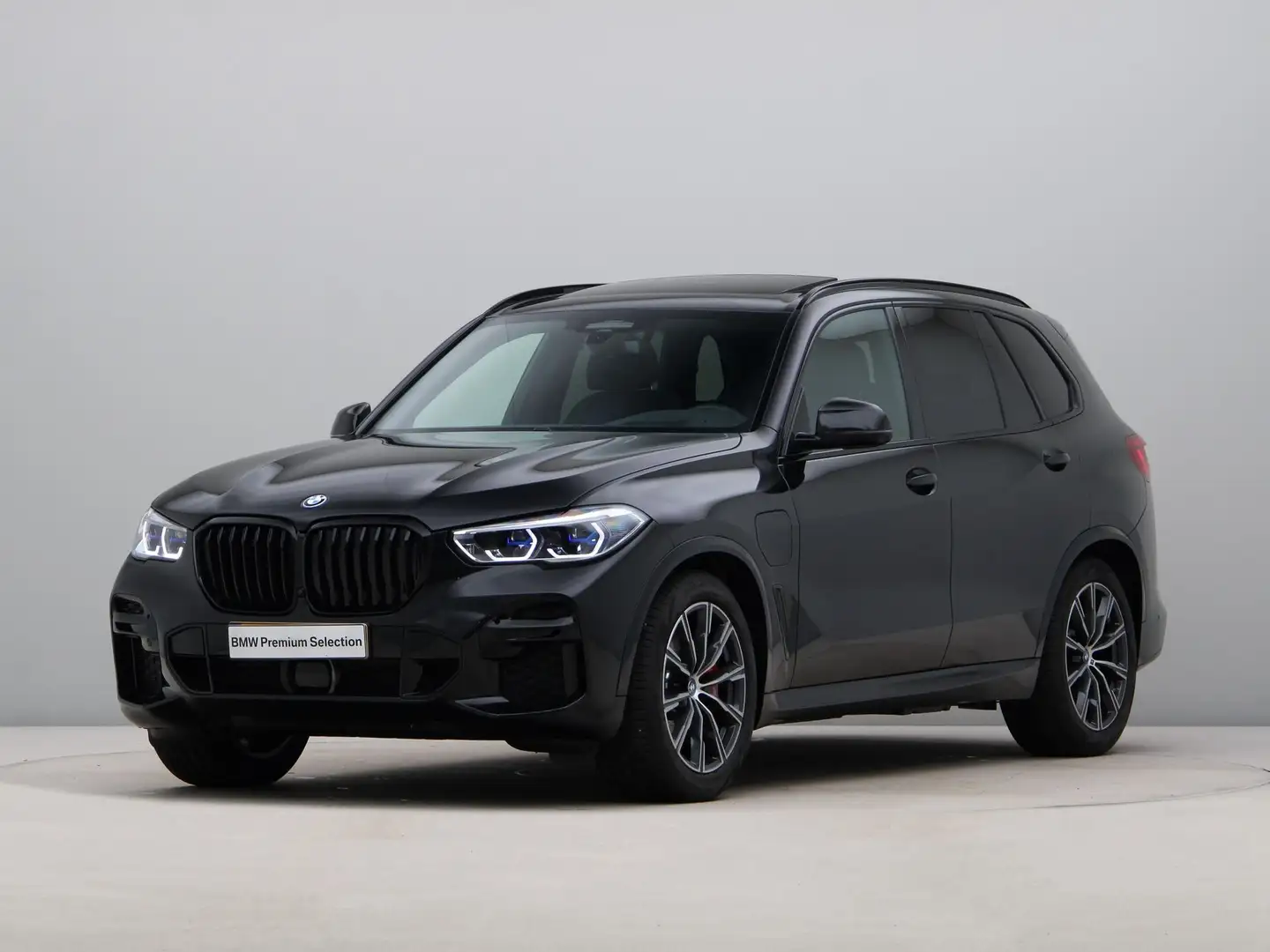 BMW X5 xDrive45e High Executive M Sport Zwart - 1