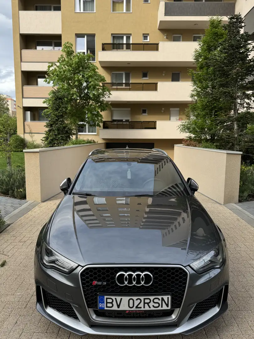 Audi RS3 Sportback S tronic - 1