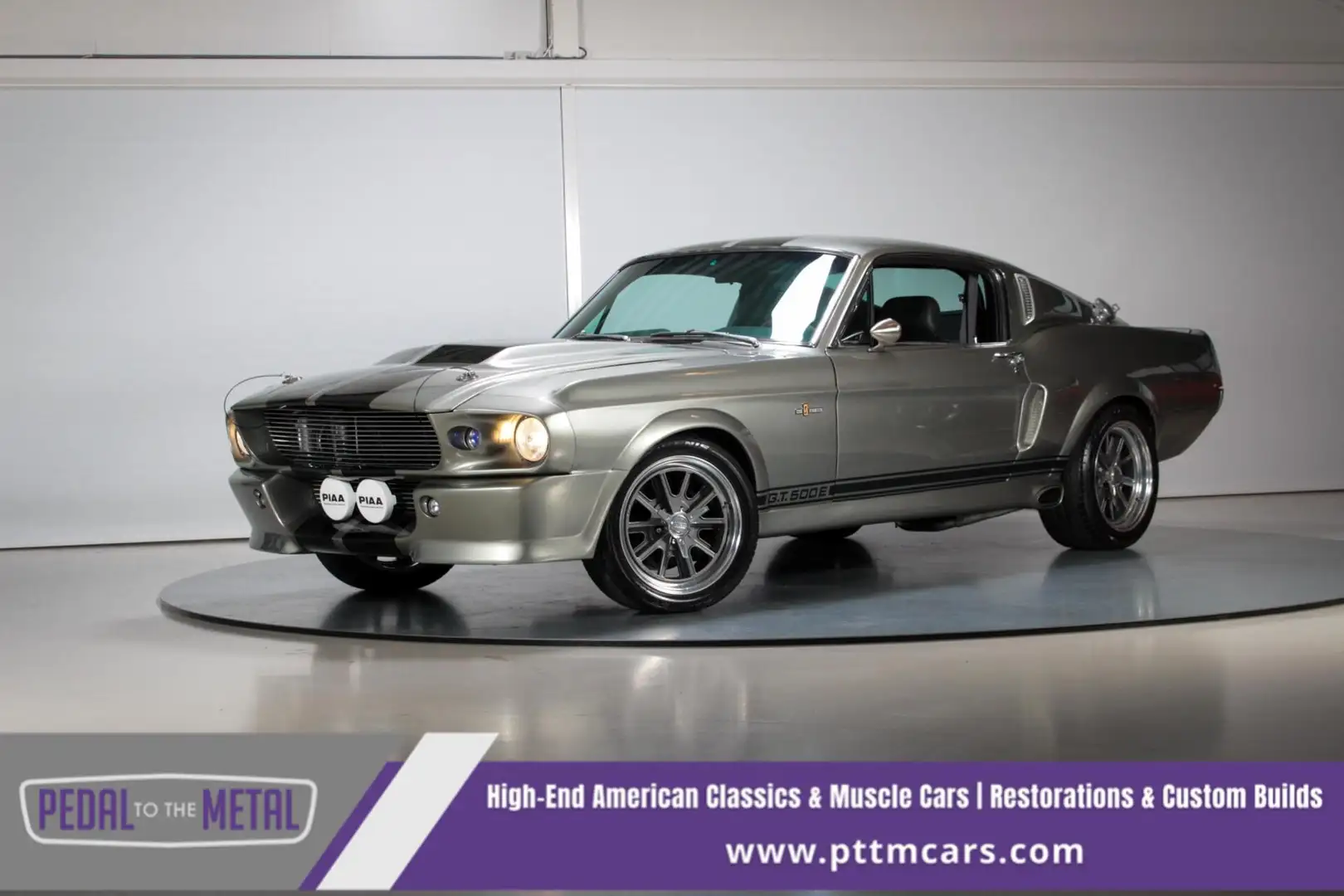 Ford Mustang "Eleanor" GT500E Grau - 1