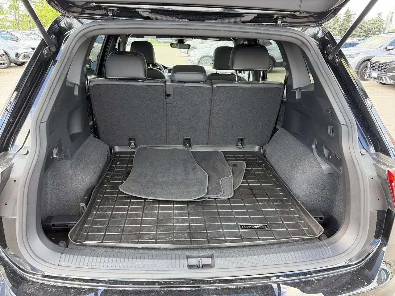 Volkswagen Tiguan снимка Volkswagen Tiguan