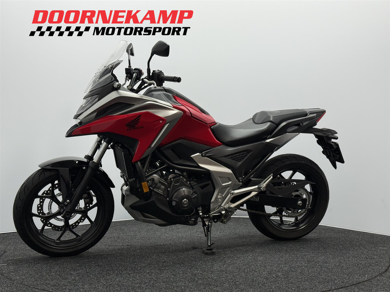 Honda NC 750 X — photo 8