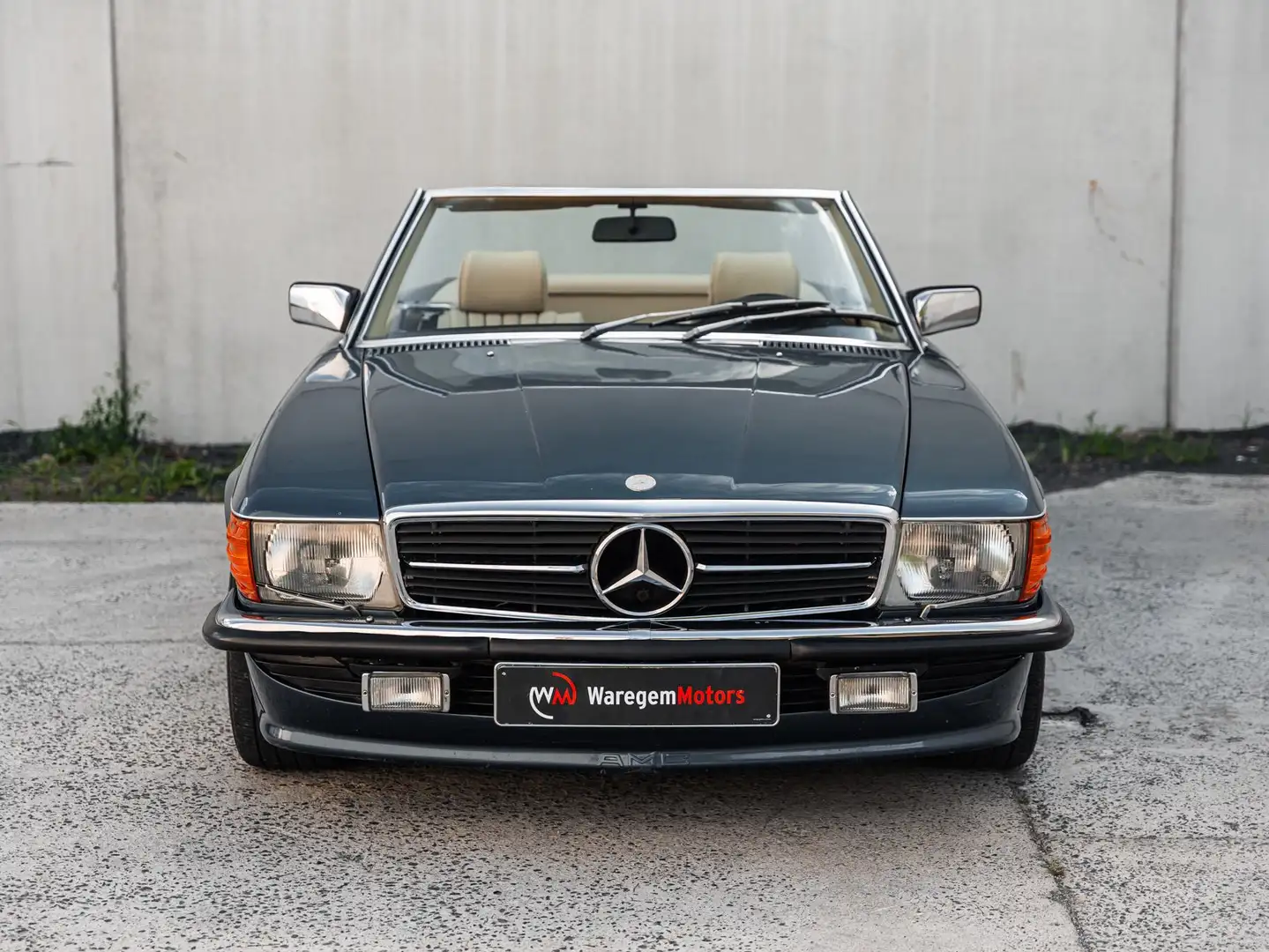 Mercedes-Benz SL 500 Hard Top - New interior Leather - AMG Skirts - 2