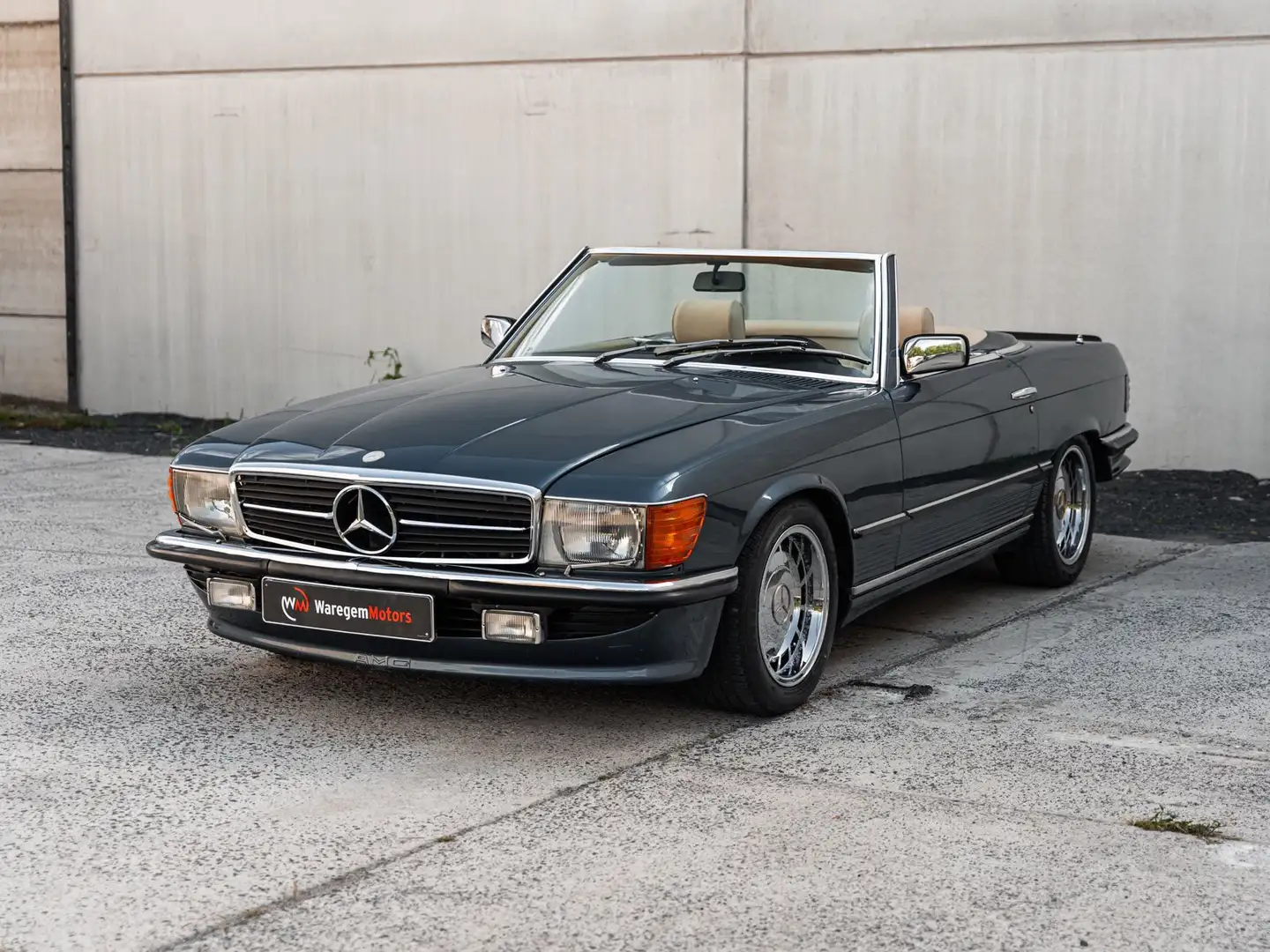 Mercedes-Benz SL 500 Hard Top - New interior Leather - AMG Skirts - 1