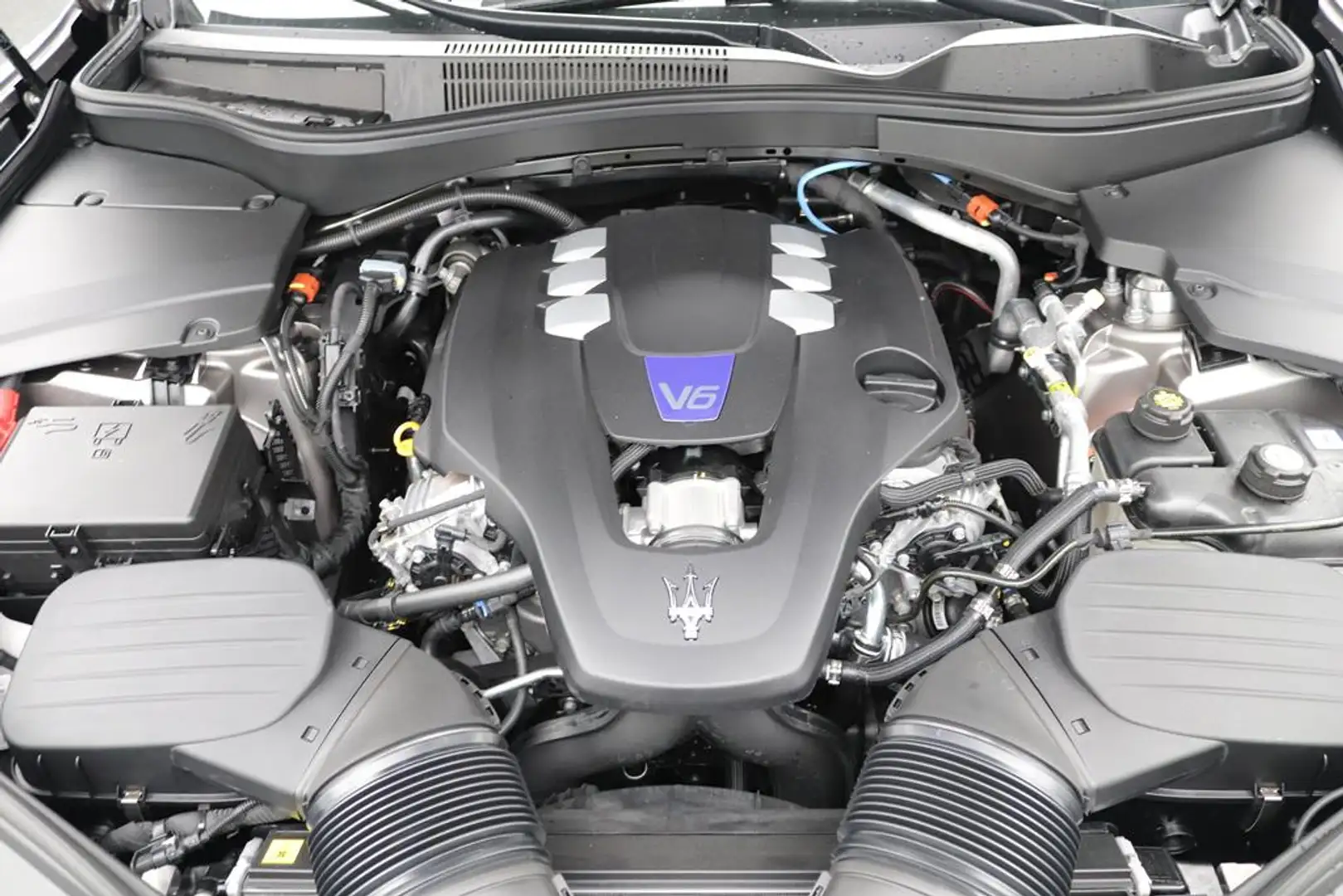 Maserati Levante Modena S Q4 *MASERATI MÜNSTER* Grau - 2
