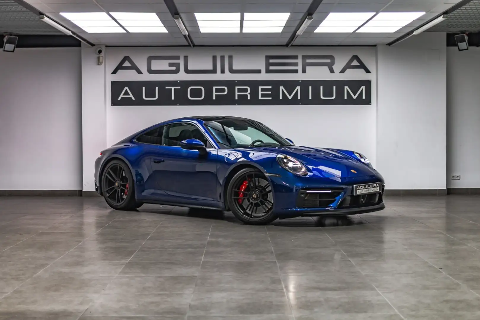 Porsche 992 Carrera GTS Coupé PDK Bleu - 1