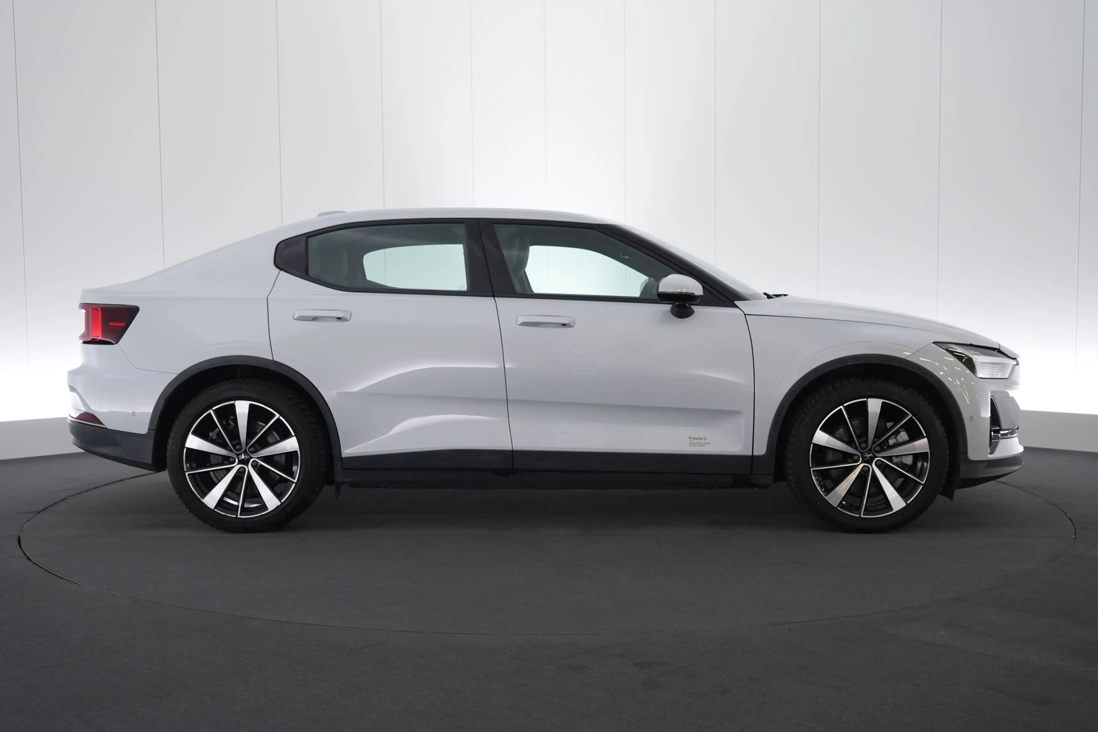 Polestar 2 78 kWh Long Range Dual Motor LEDER/CUIR LED GPS PD — photo 5