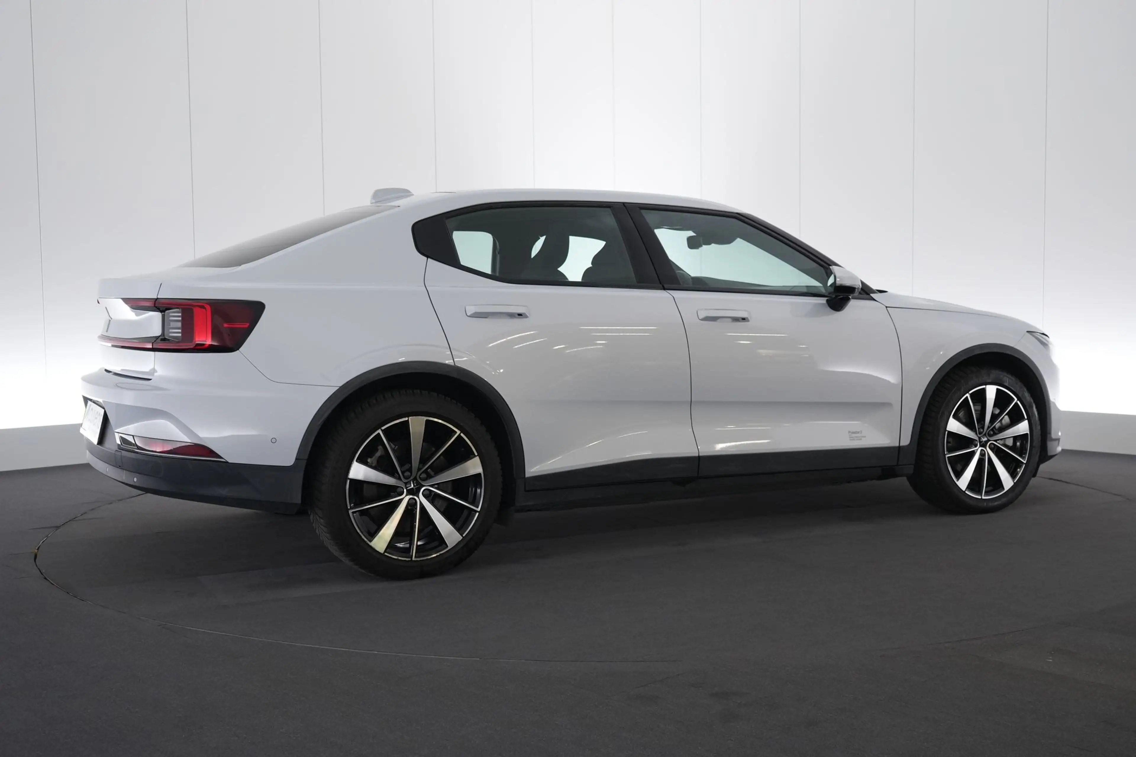 Polestar 2 78 kWh Long Range Dual Motor LEDER/CUIR LED GPS PD — photo 6