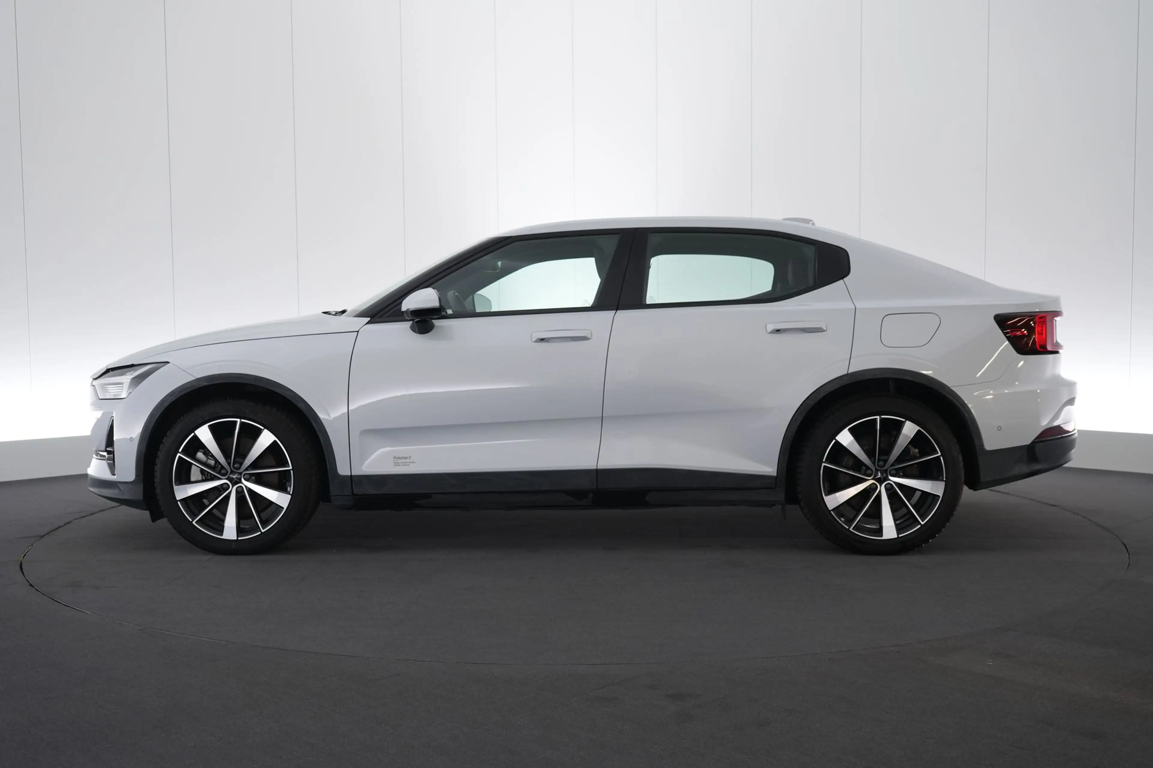 Polestar 2 78 kWh Long Range Dual Motor LEDER/CUIR LED GPS PD — photo 11