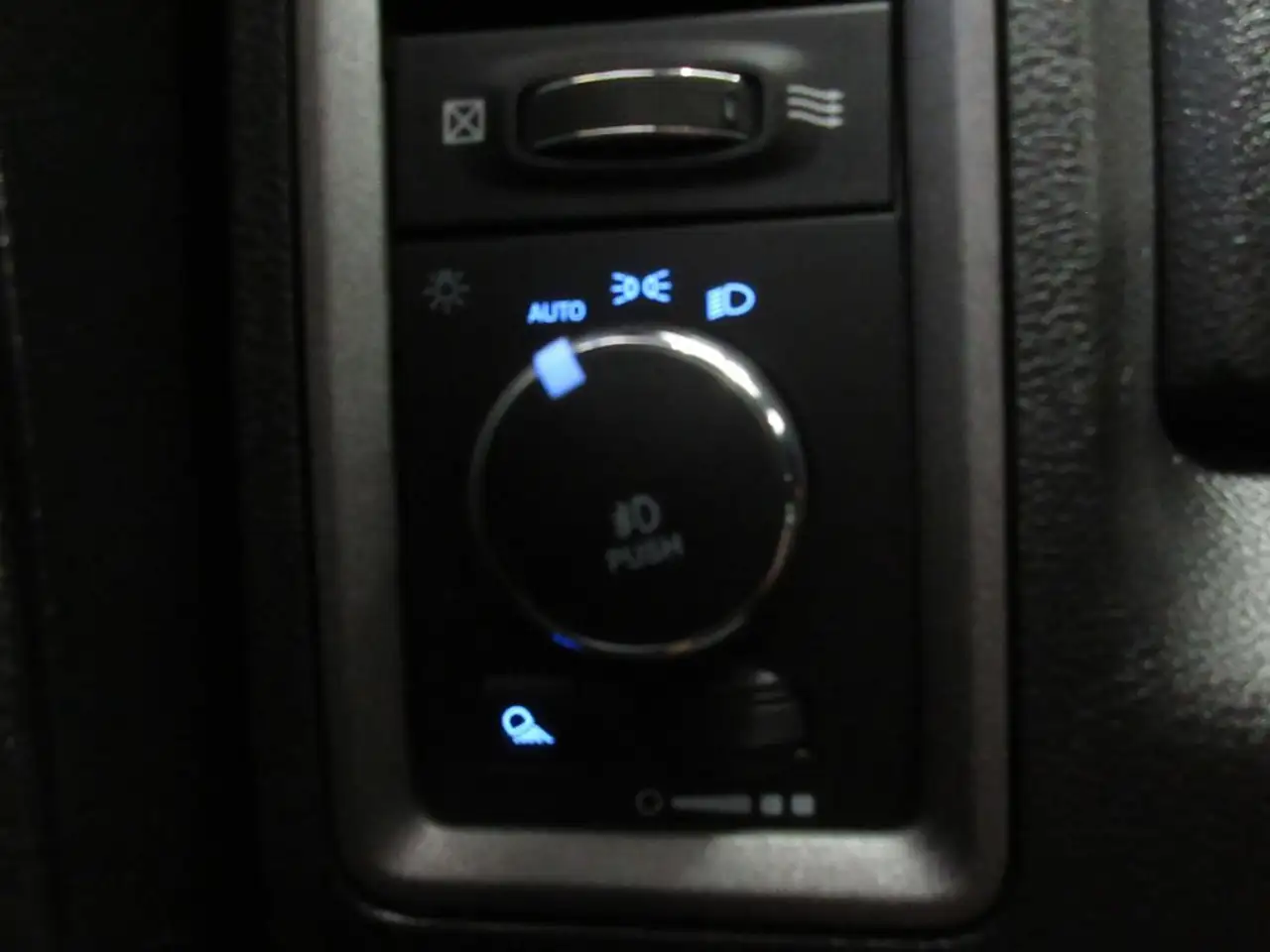 RAM 1500 photo RAM 1500