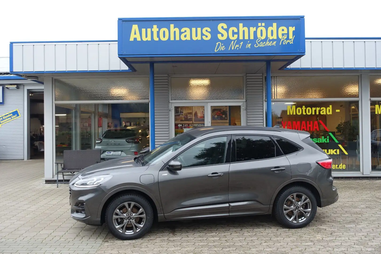 Ford Kuga Plug-In Hybrid ST-Line X - 2,5PHEV Grau - 1