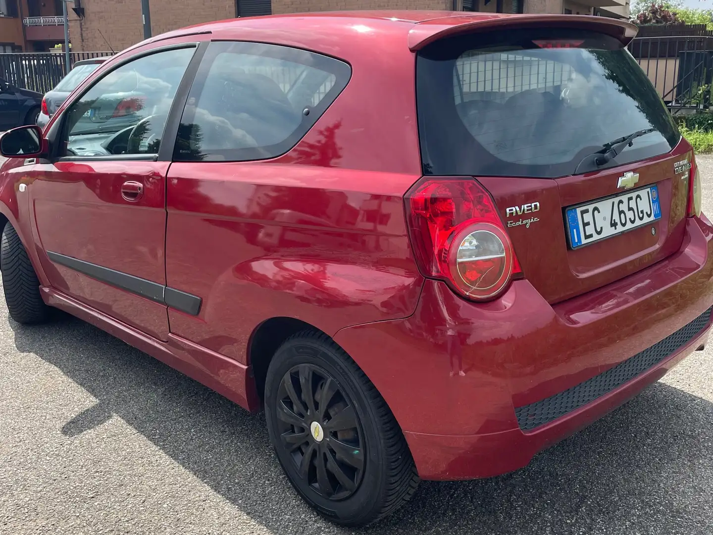 Chevrolet Aveo gpl lt 2010 Rosso - 2
