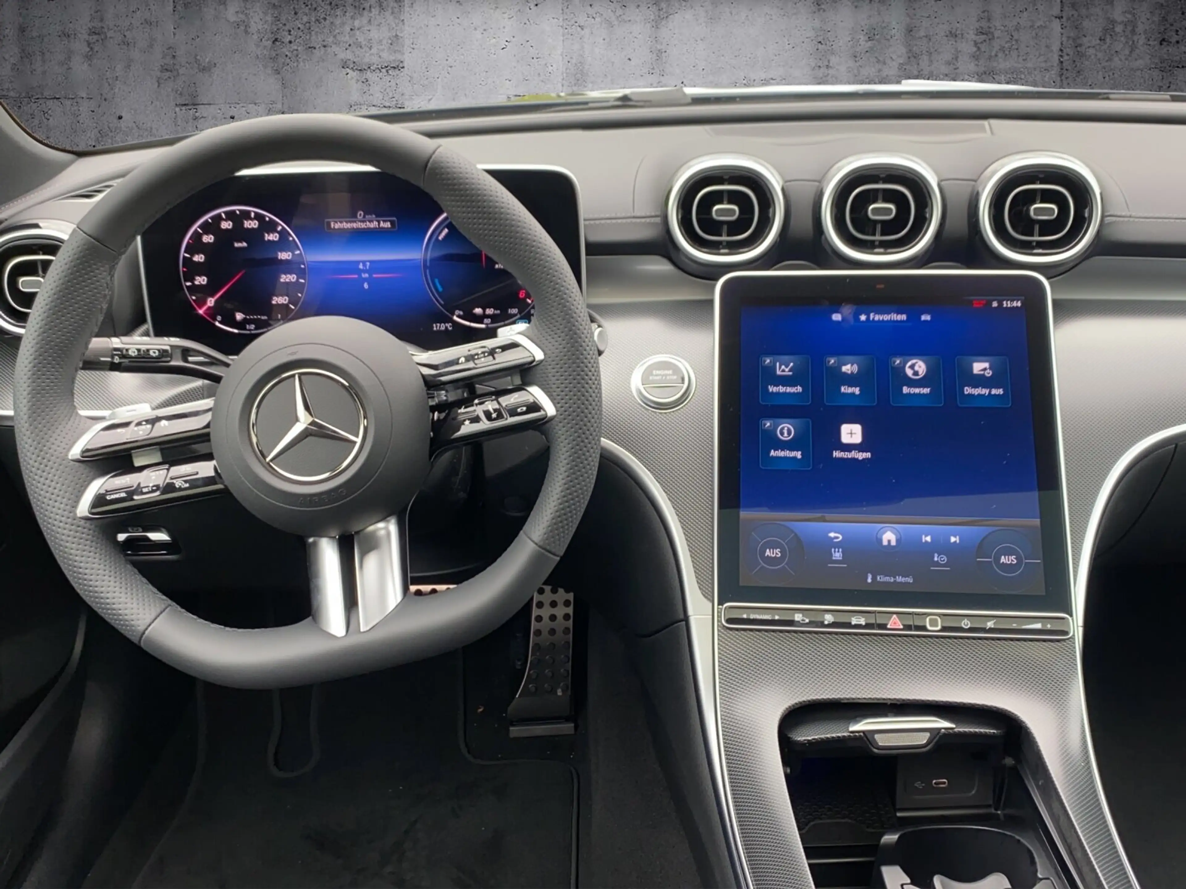 Mercedes-Benz C 300 C 300 de T AMG+NIGHT+AHK+DISTRO+PANO+KEYLESS+360 — photo 11