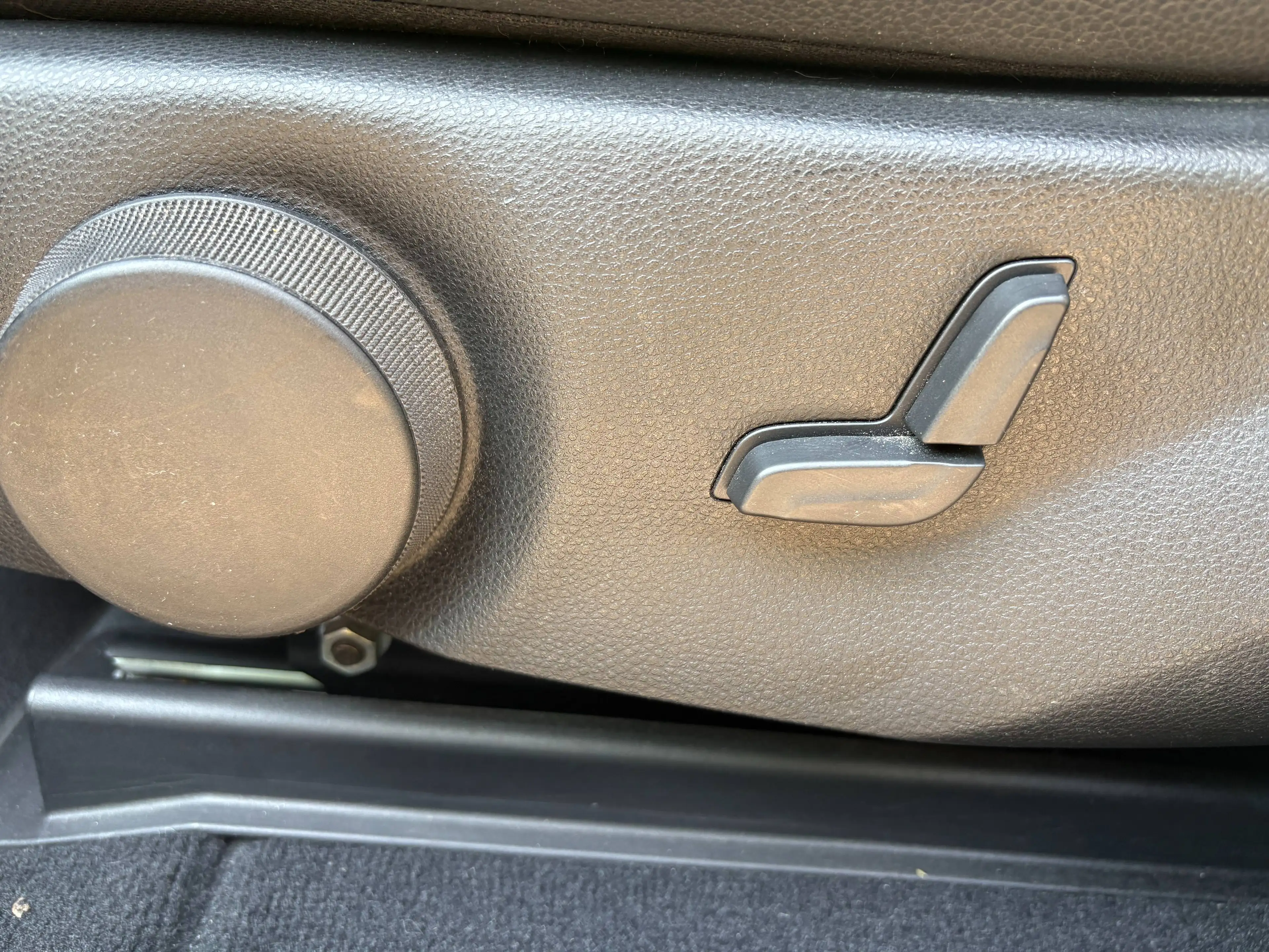 Mercedes-Benz GLK 220 GLK 220 CDI 4-Matic - Keyless / 360° Camera / LED / Alcantara — photo 13
