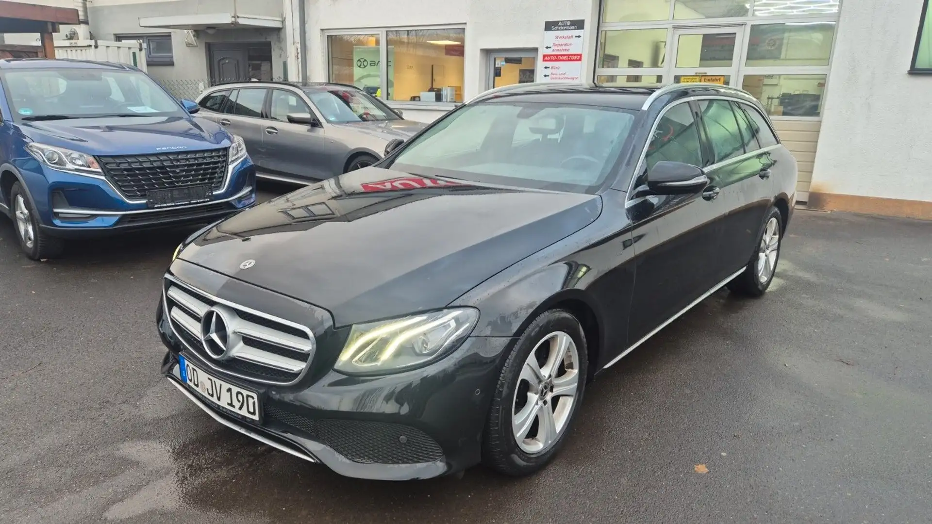 Mercedes-Benz E 200 CDI Avantgarde Negro - 1