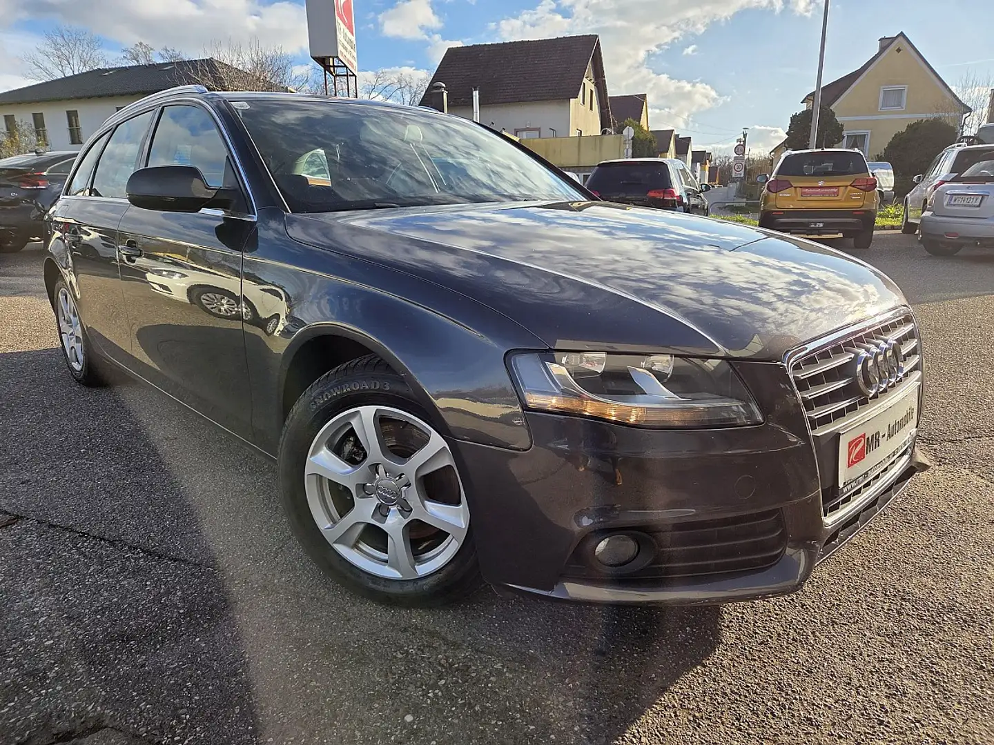 Audi A4 Avant 2,0 TDI DPF Grau - 1
