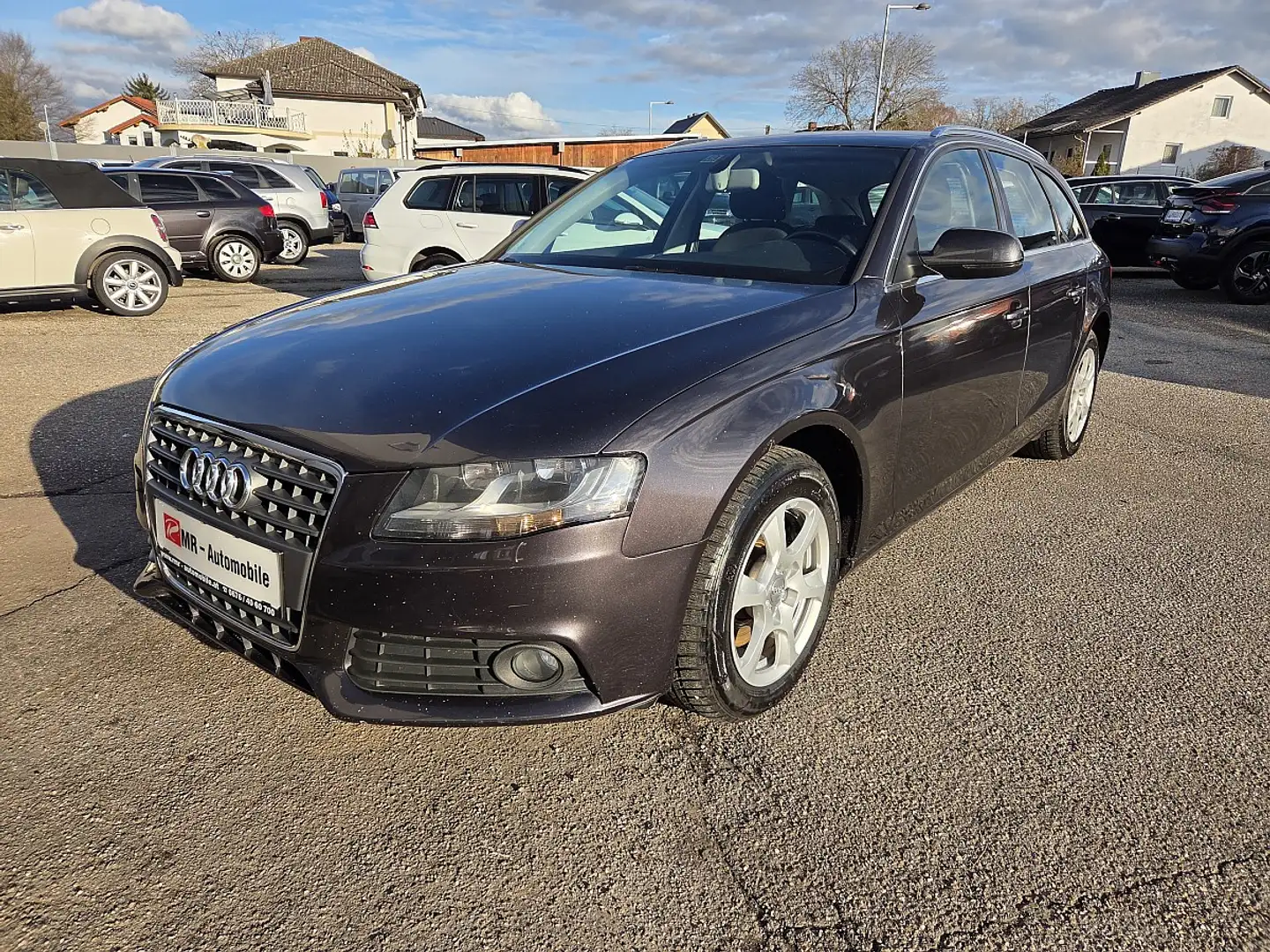 Audi A4 Avant 2,0 TDI DPF Grau - 2