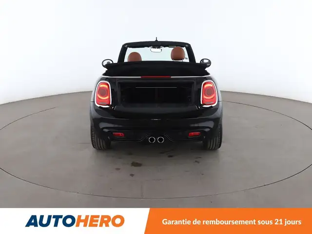 Mini Convertible view 13