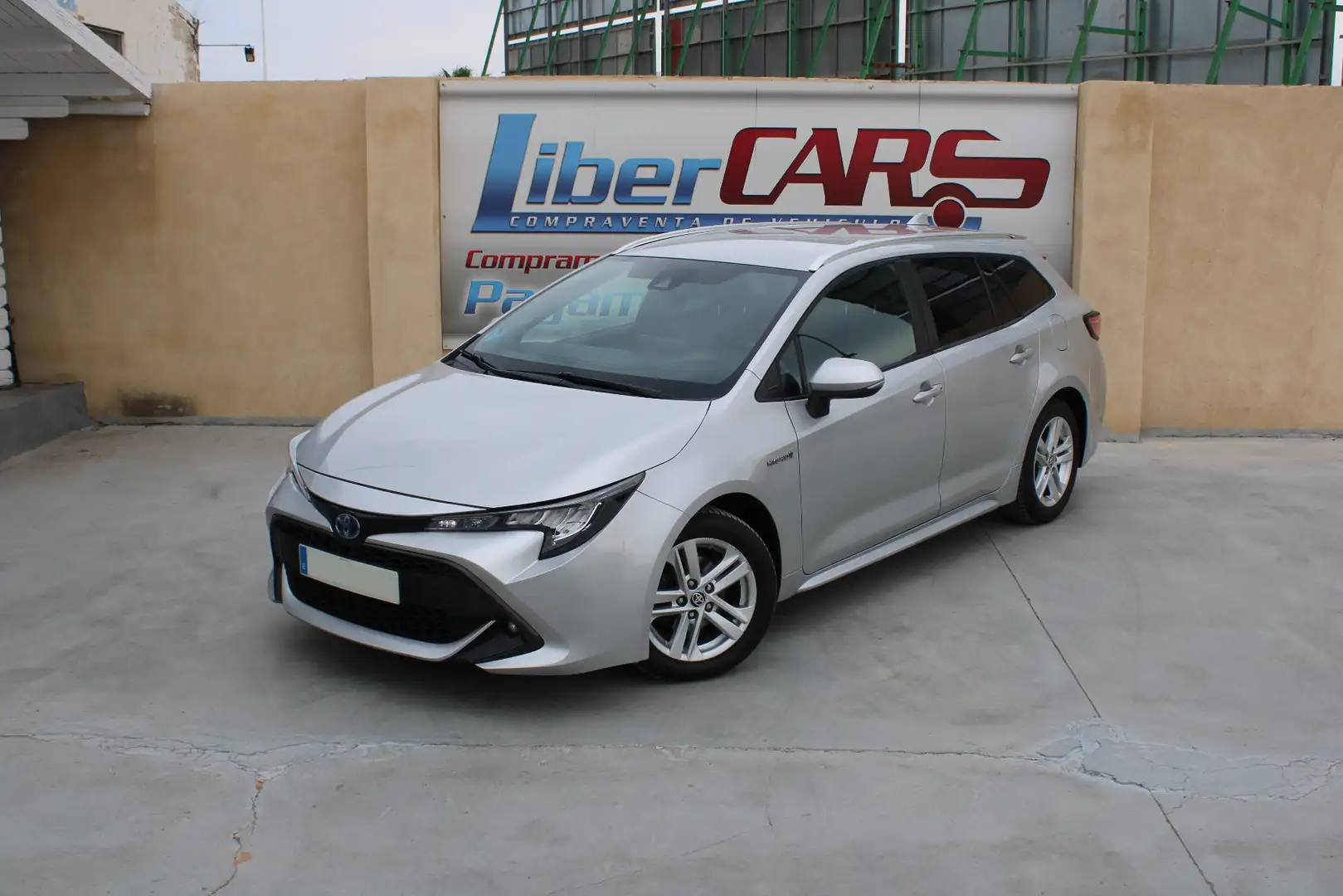 Toyota Corolla Touring Sports 125H Business Gris - 2