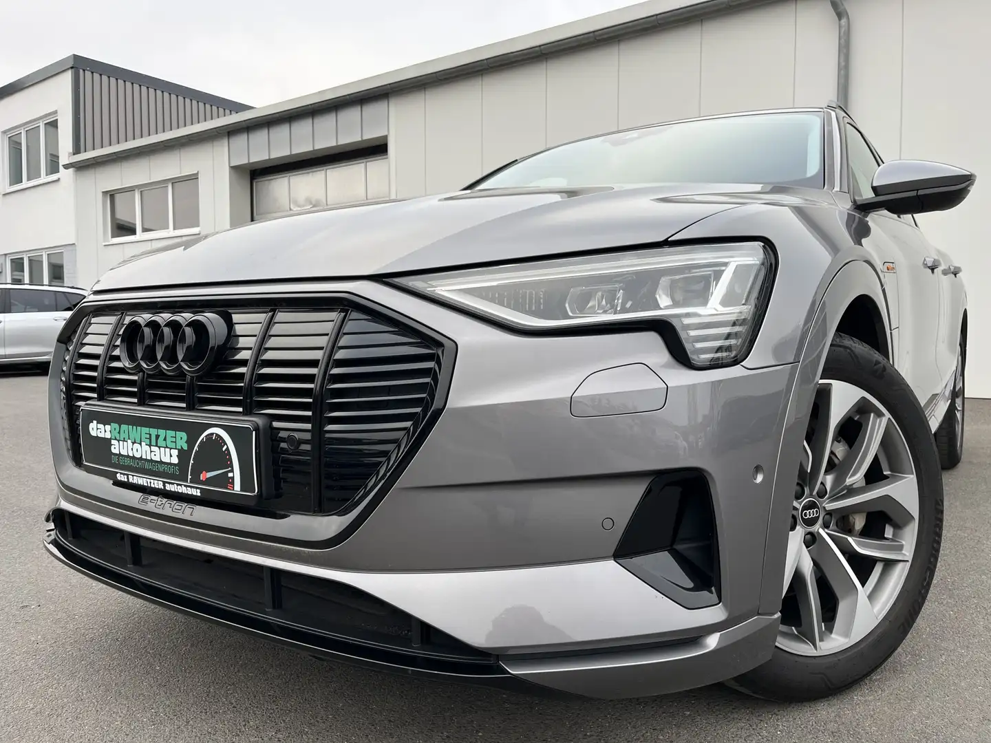 Audi e-tron quattro advanced 192€ m. 20% Anzahlung Virtual C Grau - 1