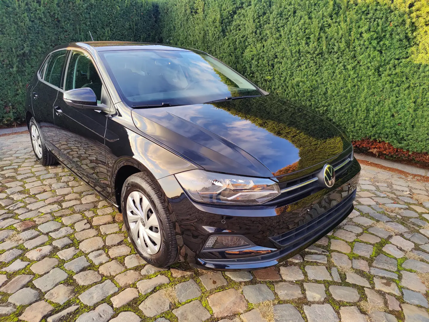 Volkswagen Polo Polo 1.0 TSI OPF Comfortline Zwart - 1