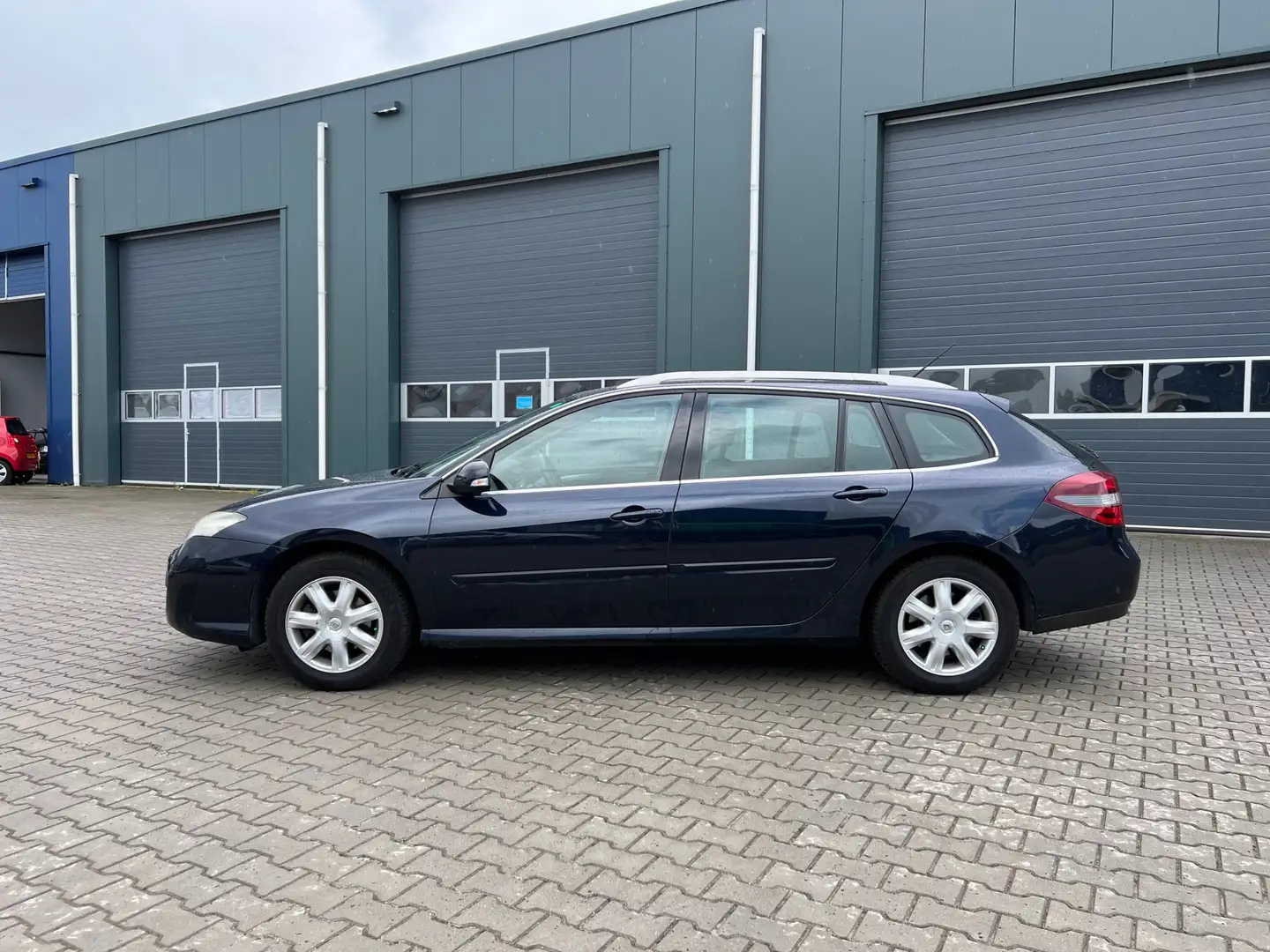Renault Laguna Estate 2.0 16V Expression | Cruise + Clima | Blauw - 2