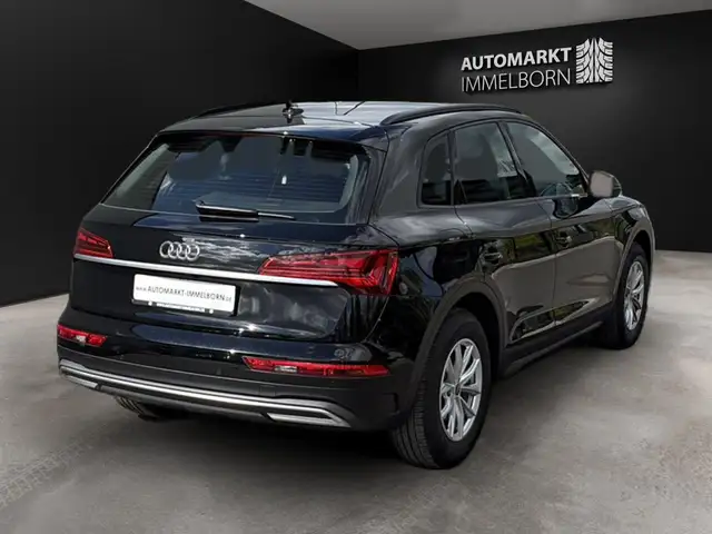 Audi Q5 view 7