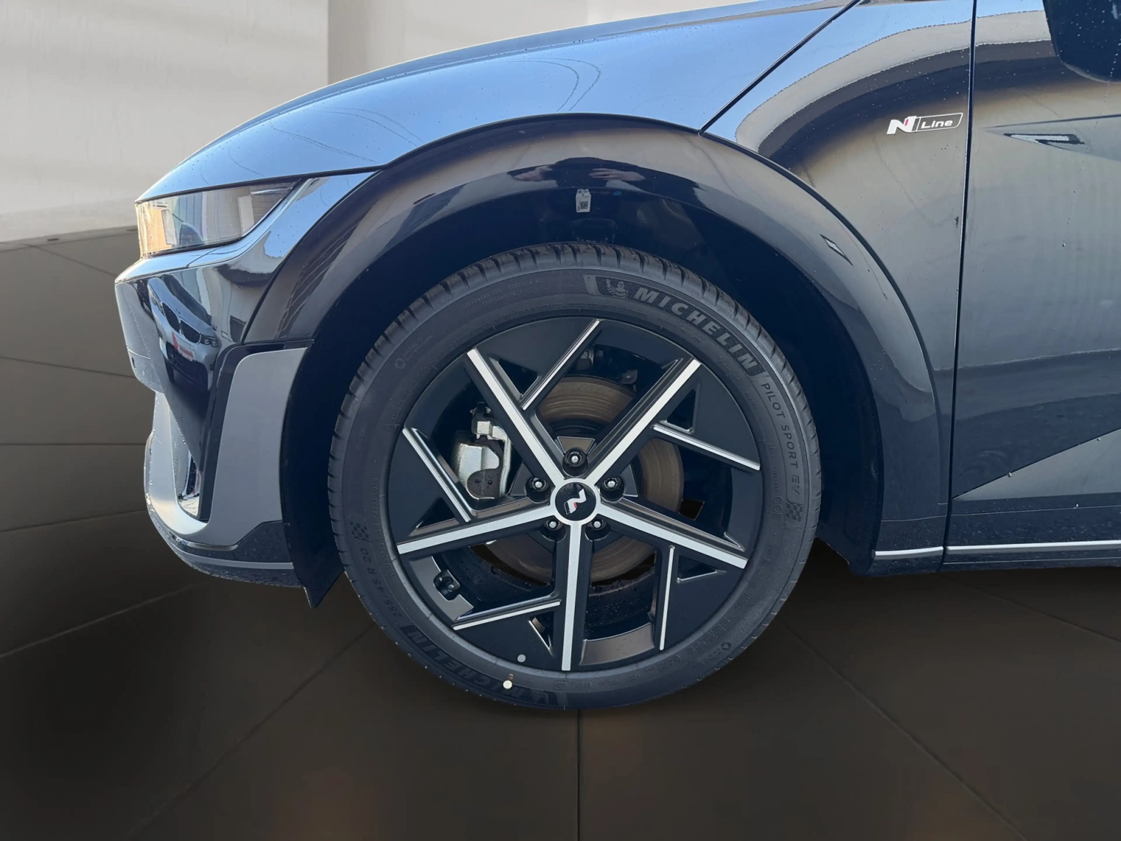 Hyundai IONIQ 5 Nline 84kWh 4WD — photo 9