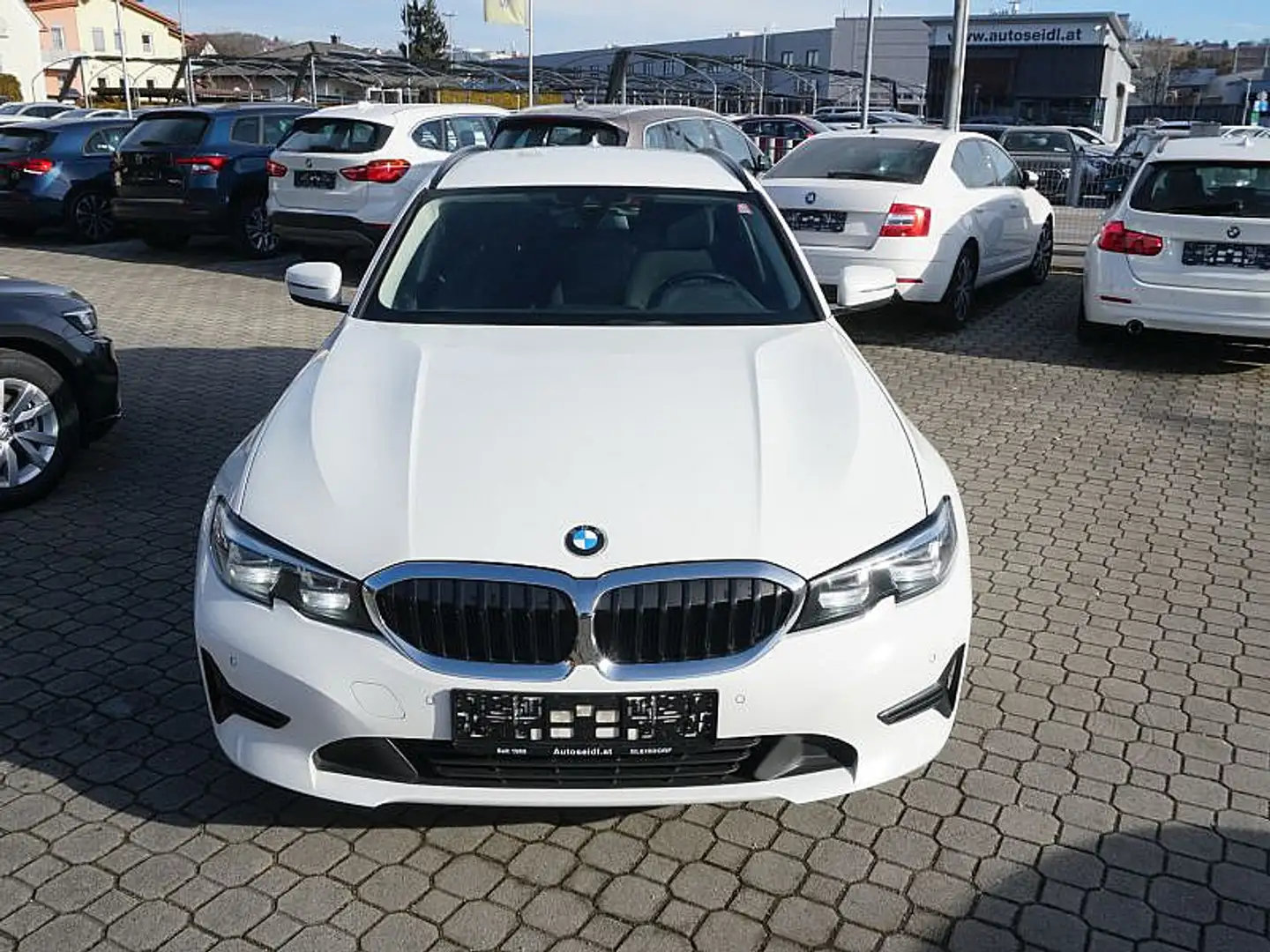 BMW 318 318d Touring *AHV+LED* Blanc - 2