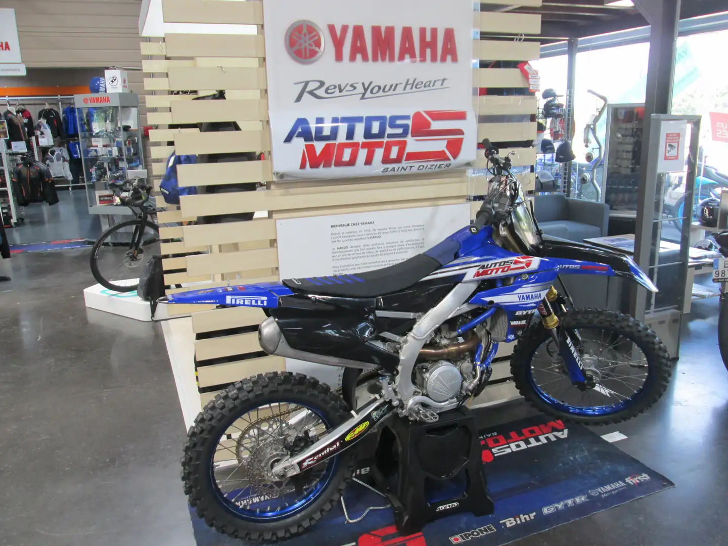 Yamaha Negro - 2