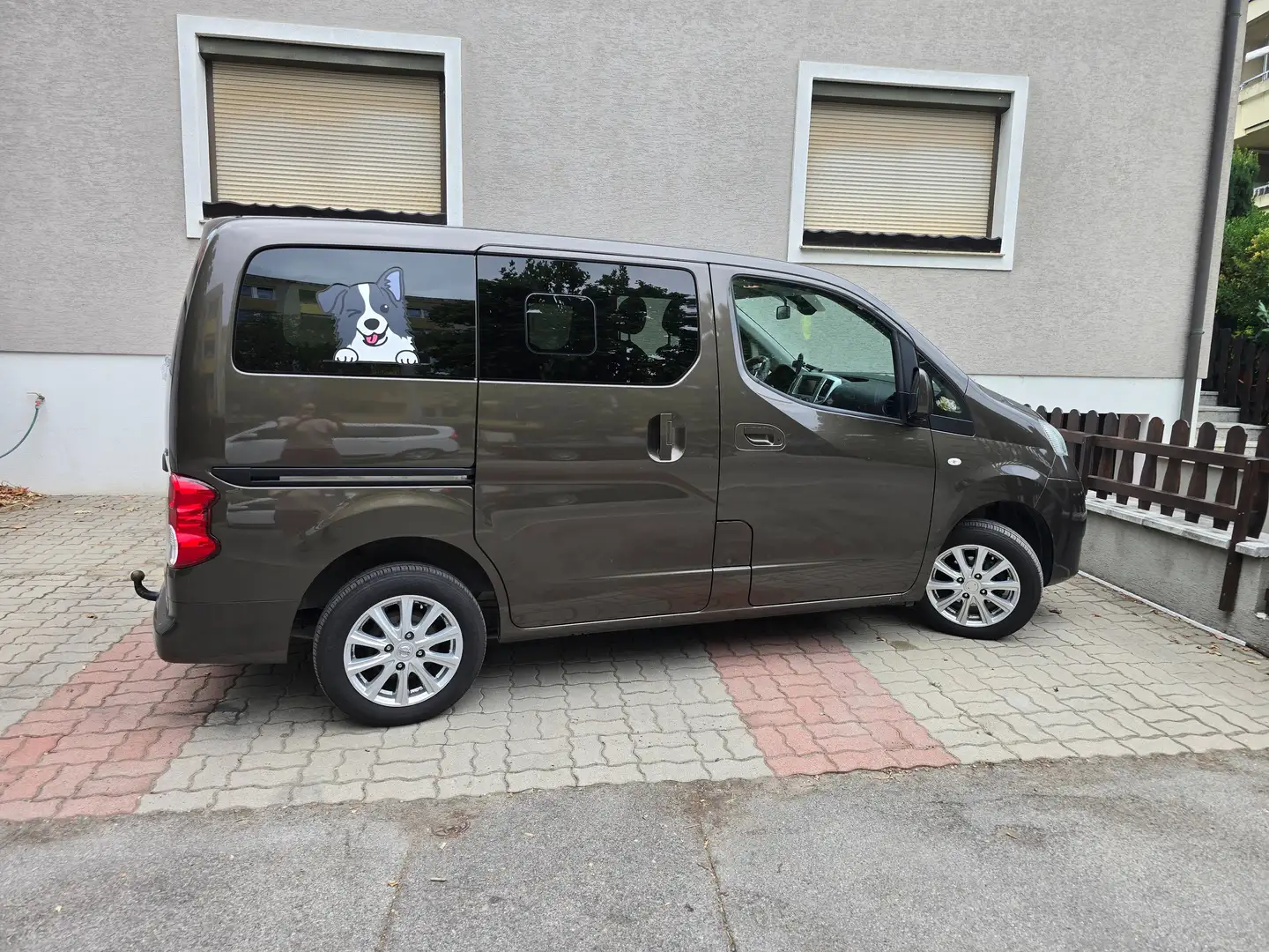Nissan NV200 NV200 Kombi 1,5 dCi 110 Evalia Tekna Evalia Tekna Braun - 2