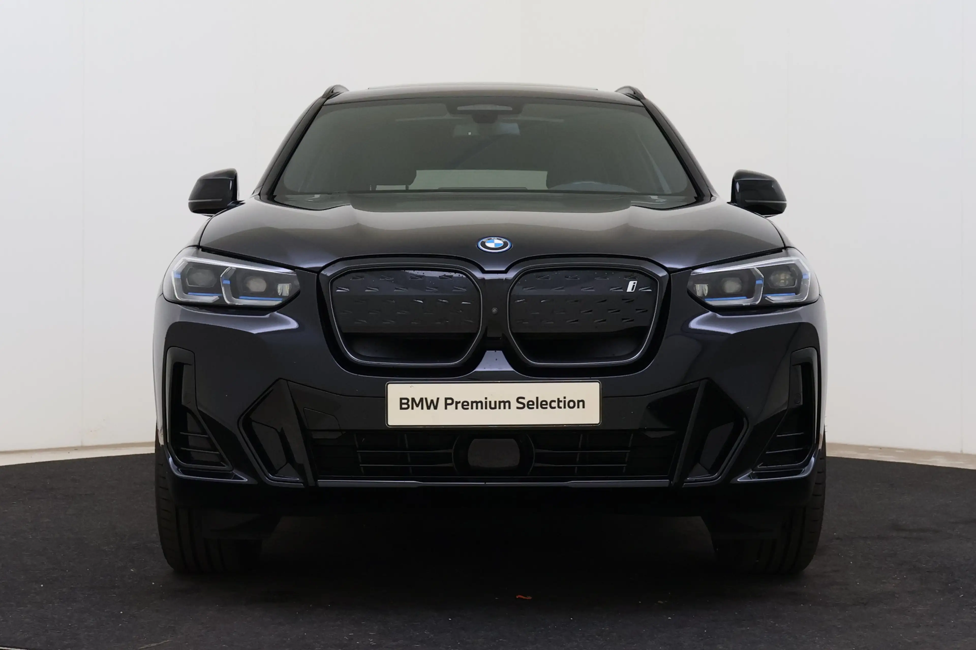 BMW iX3 High Executive / Trekhaak / Sportstoelen / Laserli — photo 4