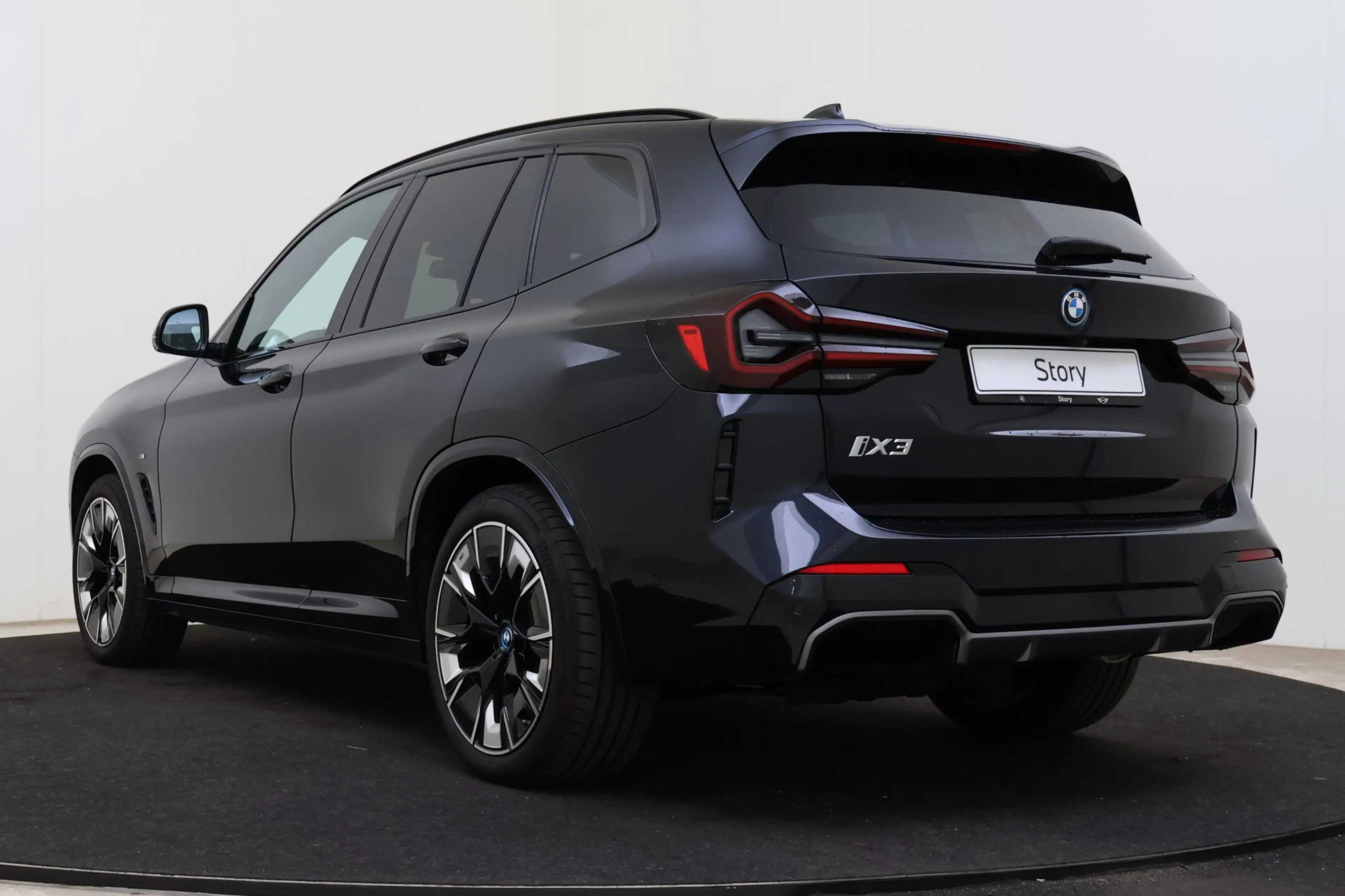 BMW iX3 High Executive / Trekhaak / Sportstoelen / Laserli — photo 15