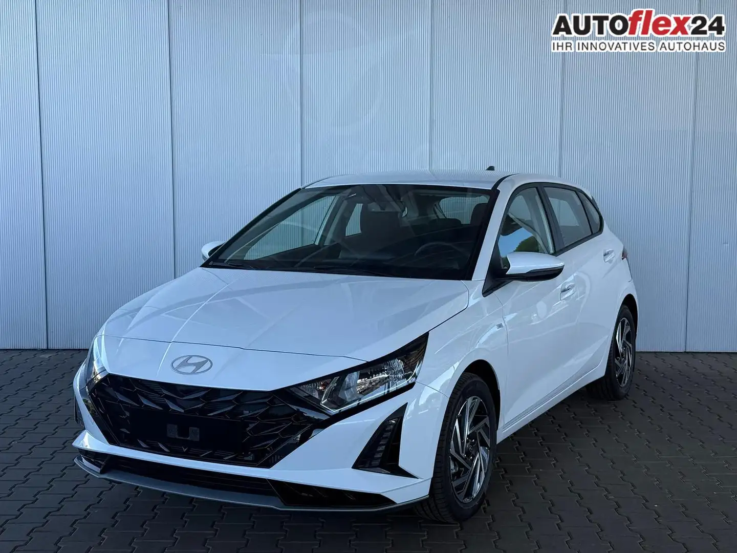 Hyundai i20 6 MT 100 PS  mHev 1.0 T-GDI Comfort / PDC m.Kam... Weiß - 1