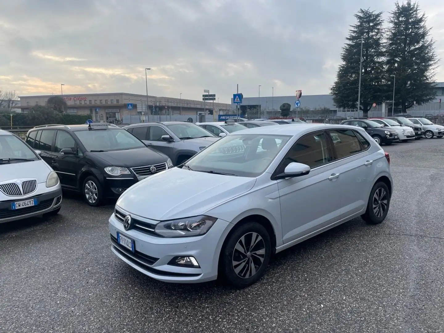 Volkswagen Polo 5p 1.0 evo Comfortline 80cv CLIMA AUT. OK NEOPAT Bianco - 1